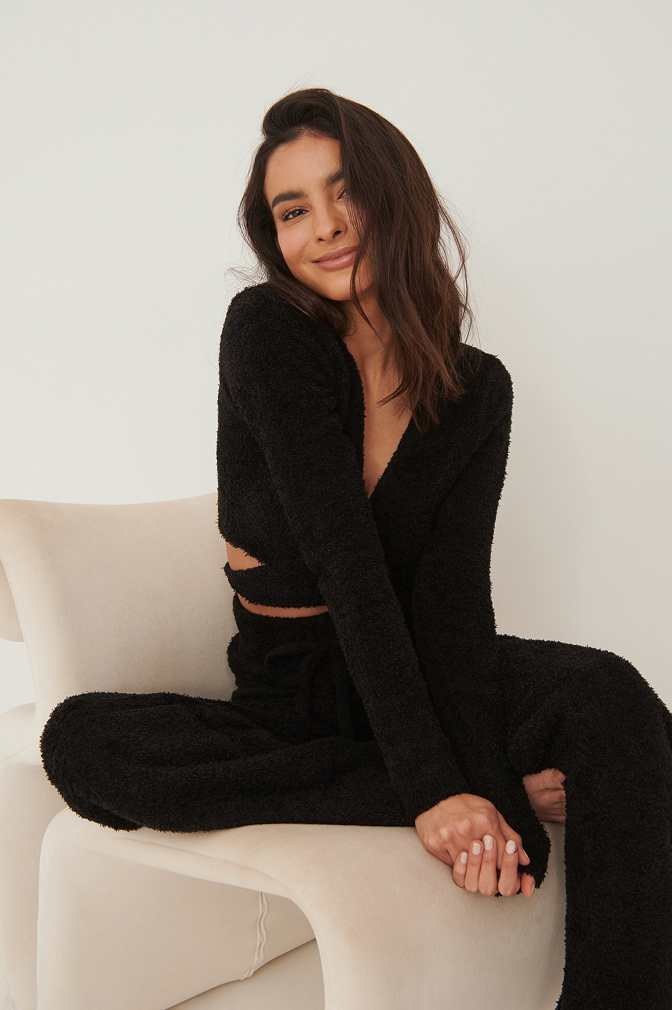 Black Knitted Fluffy Overlap Crop Sweater