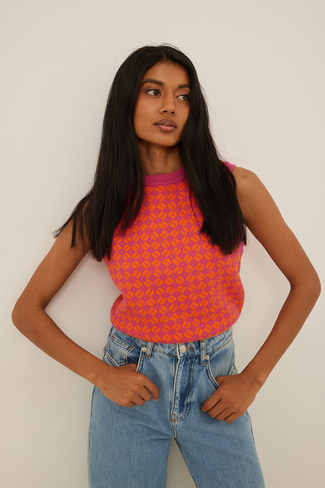 Gilet in maglia con motivi Rosa | na-kd.com