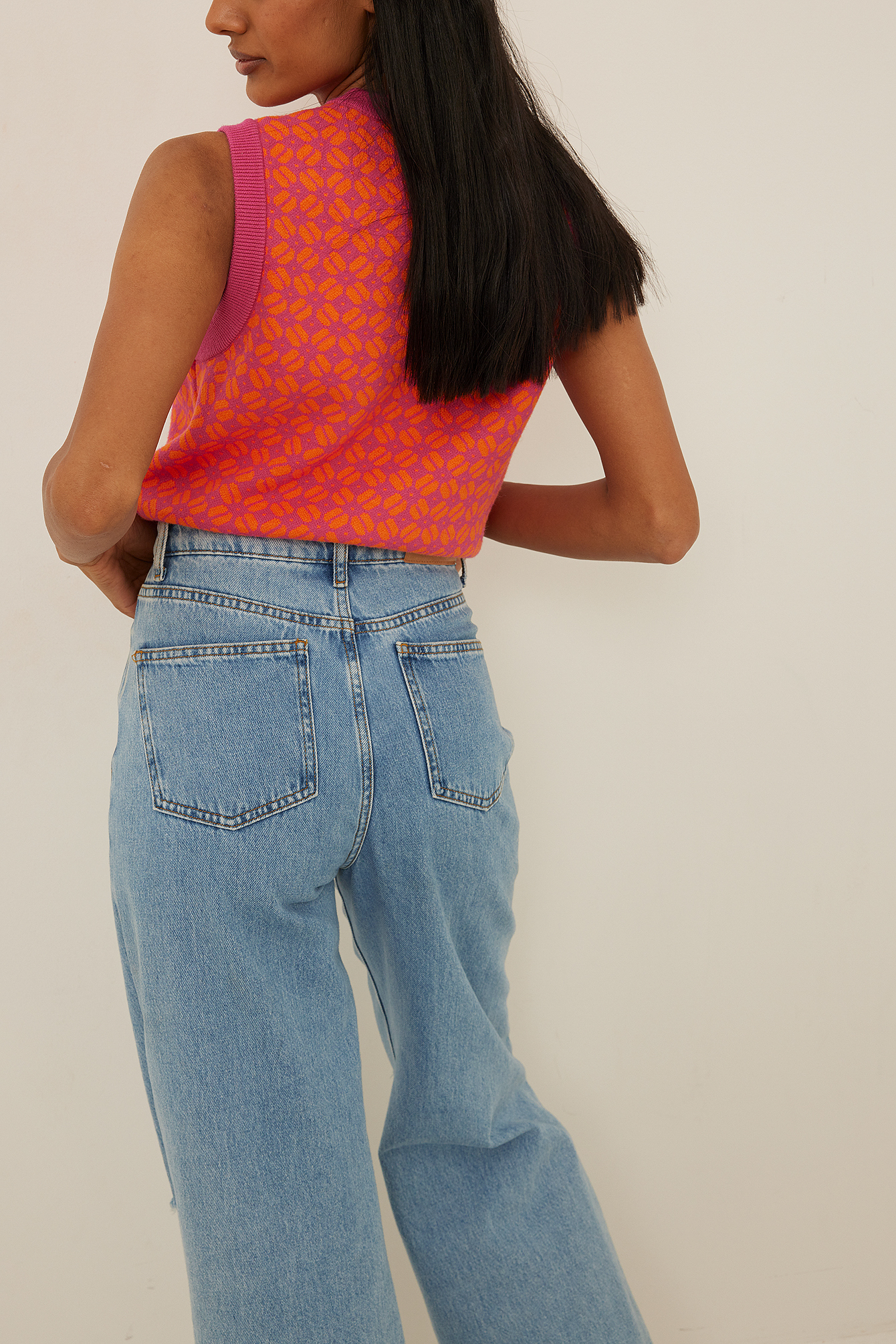 Gilet in maglia con motivi Rosa | na-kd.com