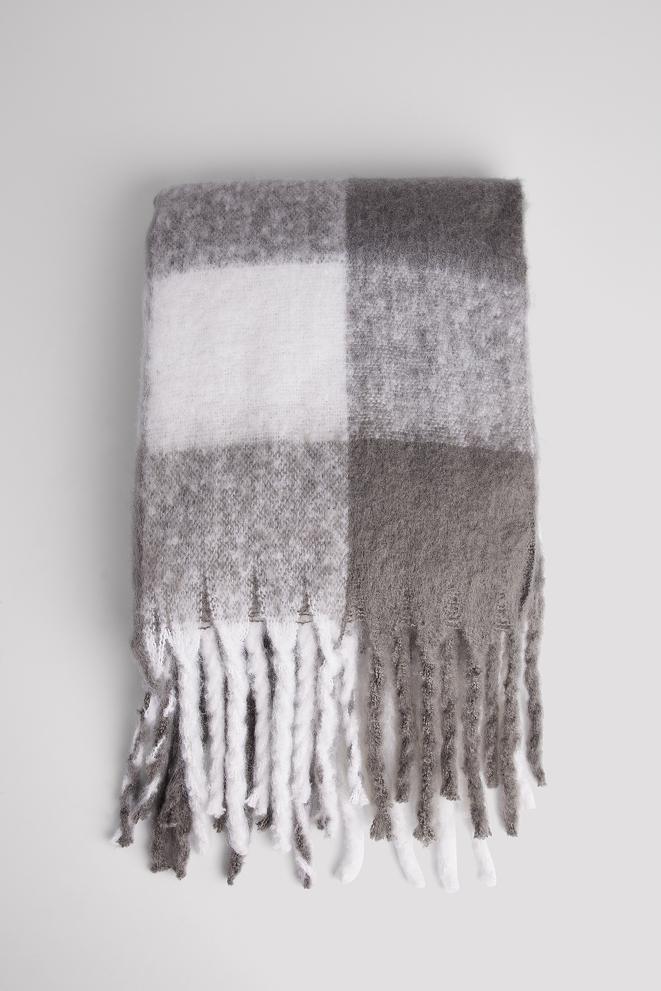 Knitted Scarf Checkered