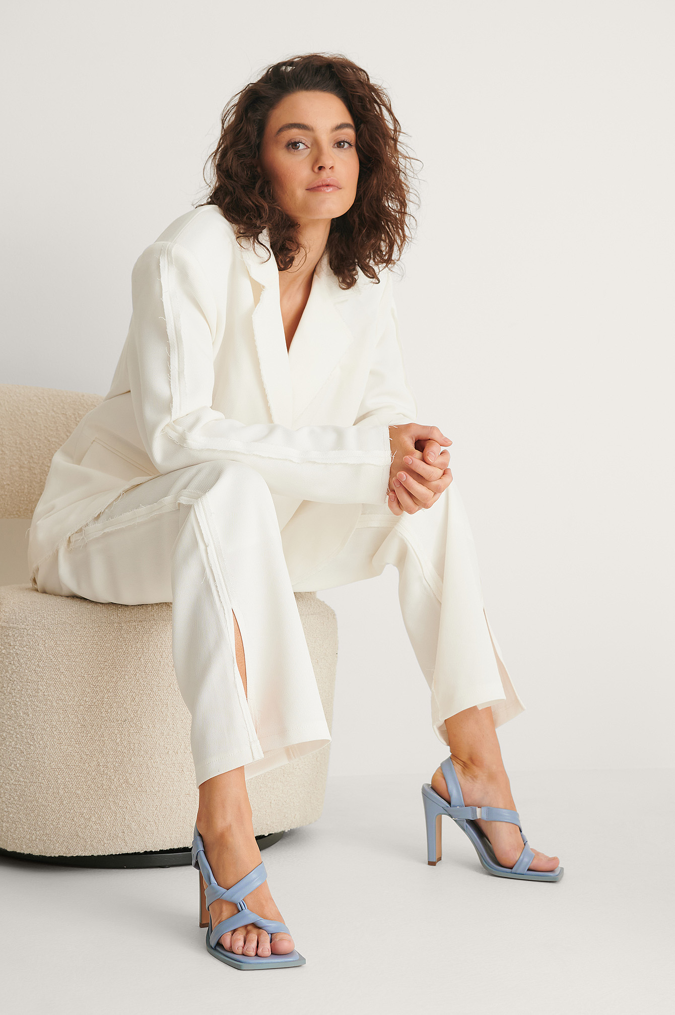Scarpe Con Tacco Alto E Nodo Blu | na-kd.com