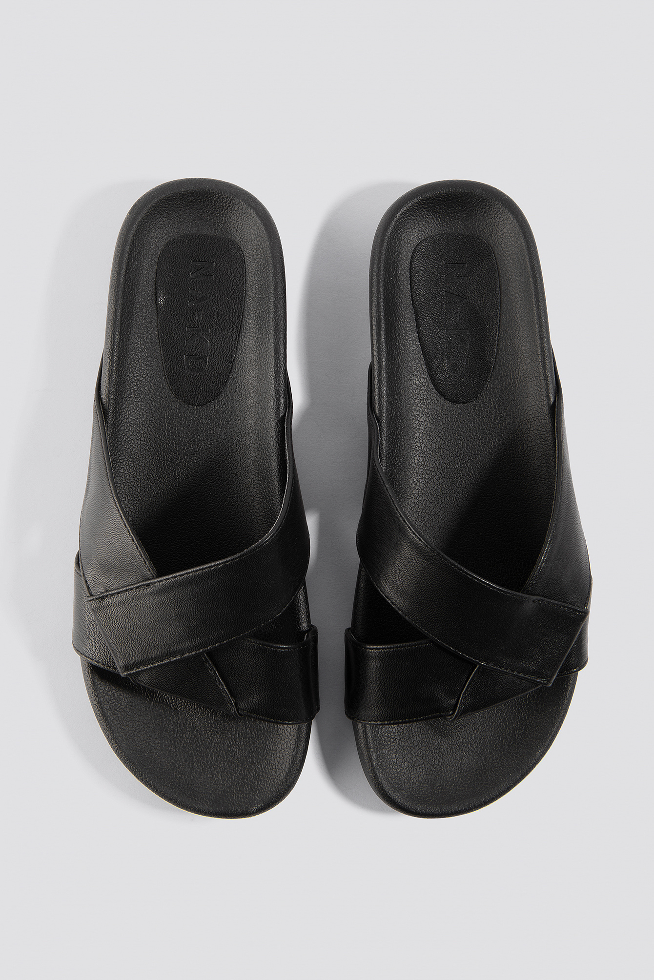 Knotted PU Slippers Black