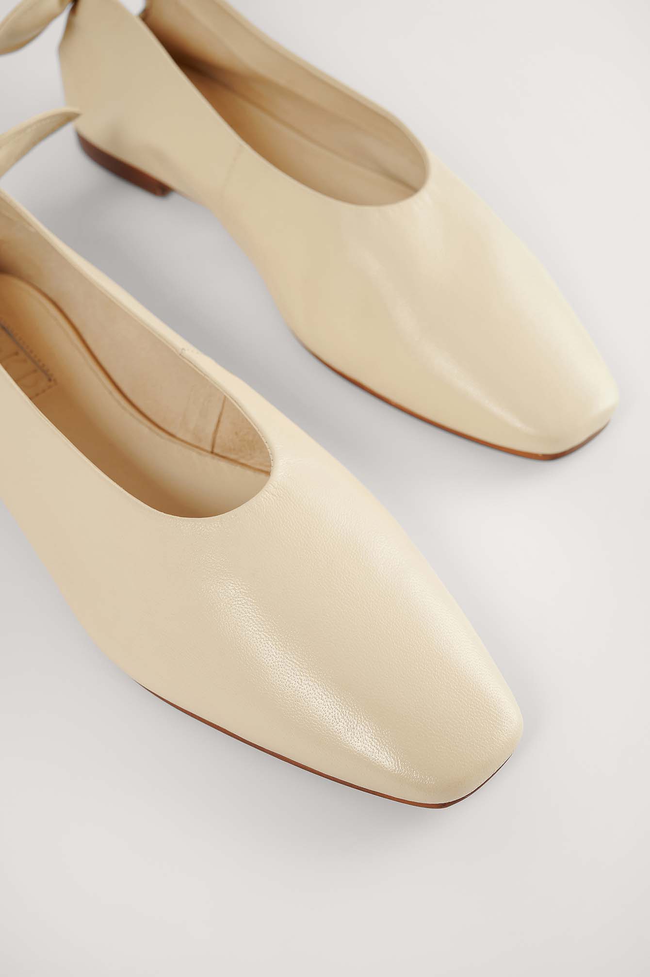 Leather Bow Ballerinas Beige | na-kd.com