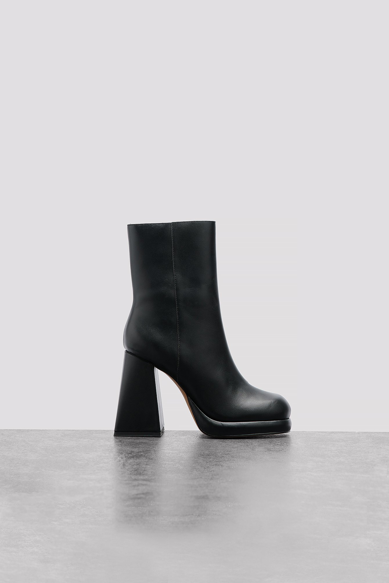 NA-KD Shoes Plateau-boots med hög klack - Black