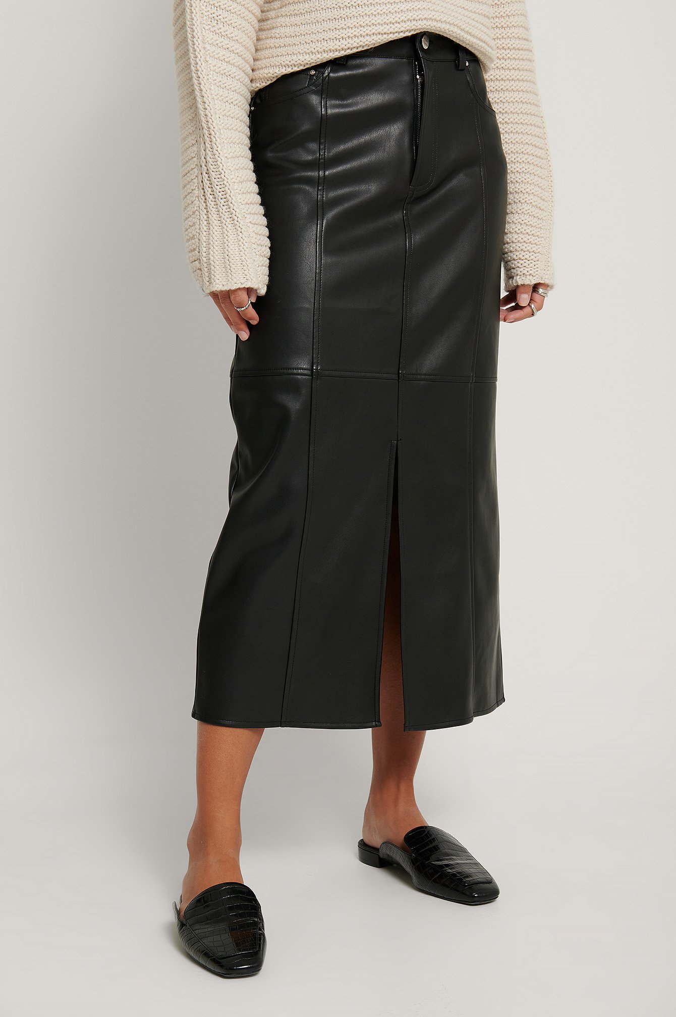 High Front Slit Pu Detail Skirt Black | na-kd.com