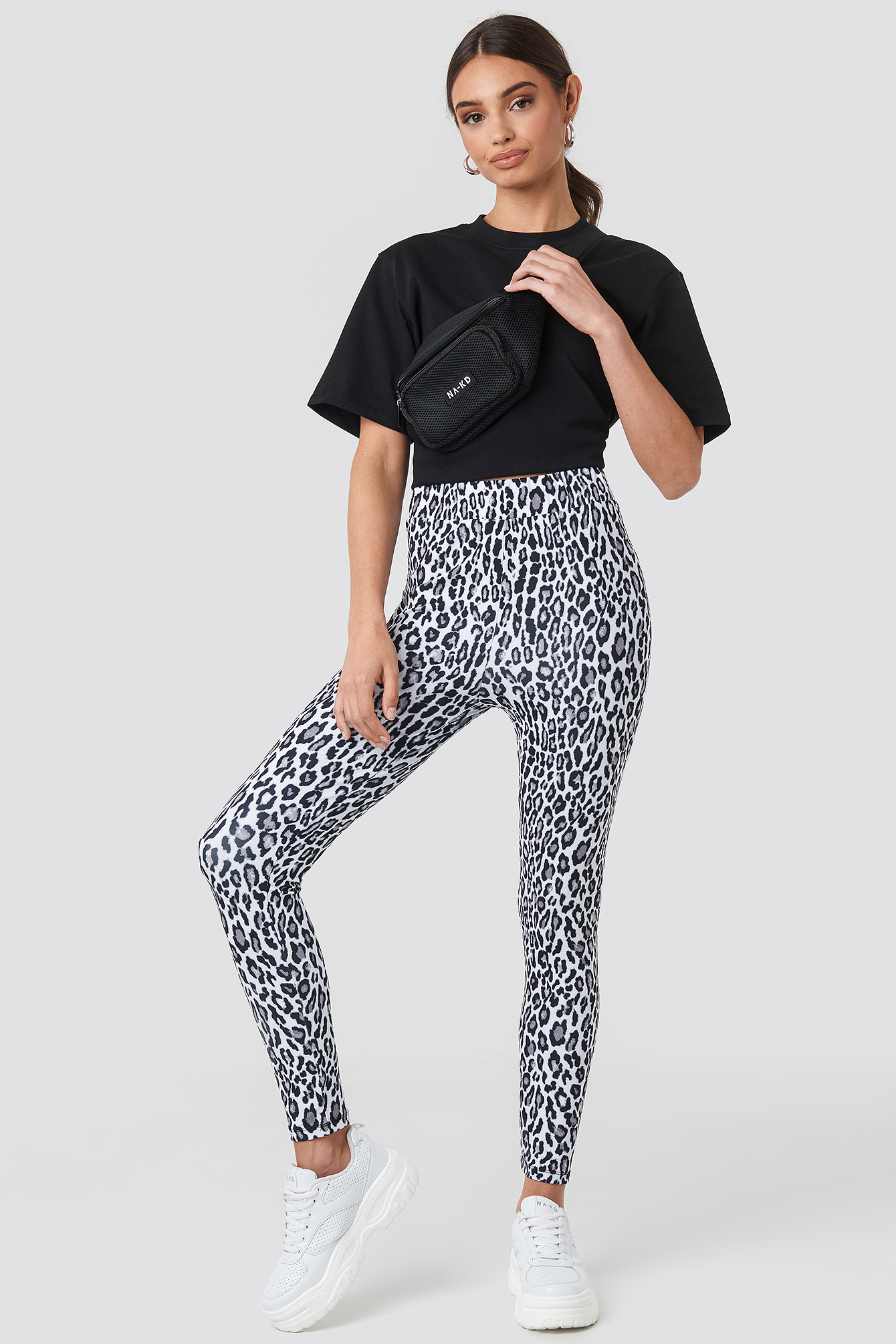 Leopard Print Leggings BLACK  WHITE LEO