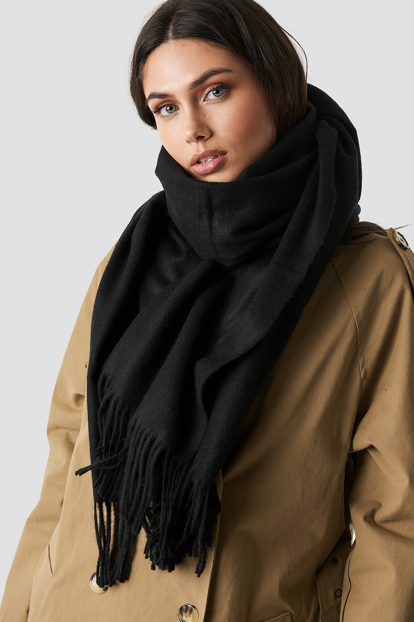 Light Wool Blend Scarf Black