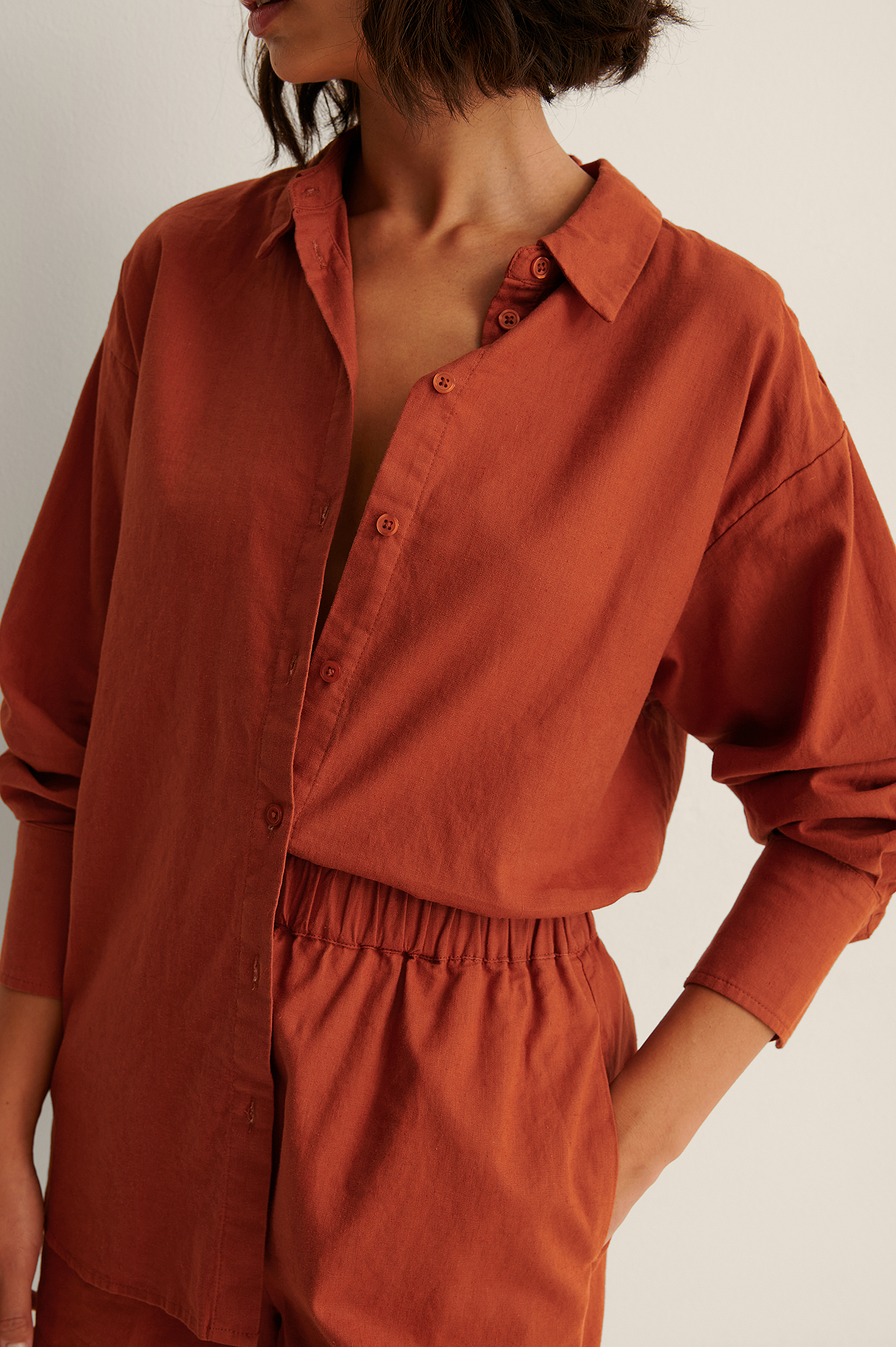 Linen Blend Relaxed Shorts Red | na-kd.com