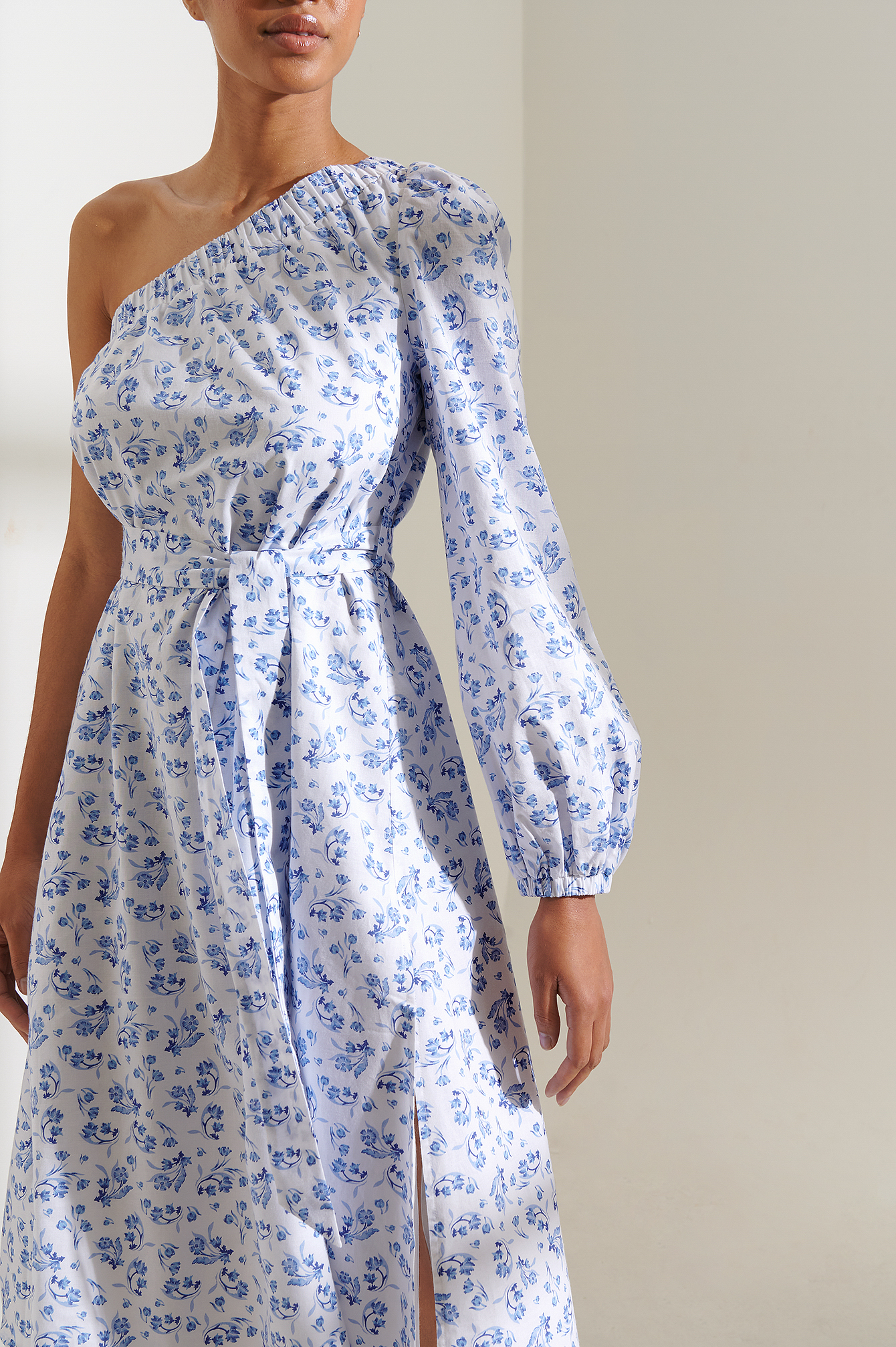Linen One Sleeve Dress Flower | na-kd.com
