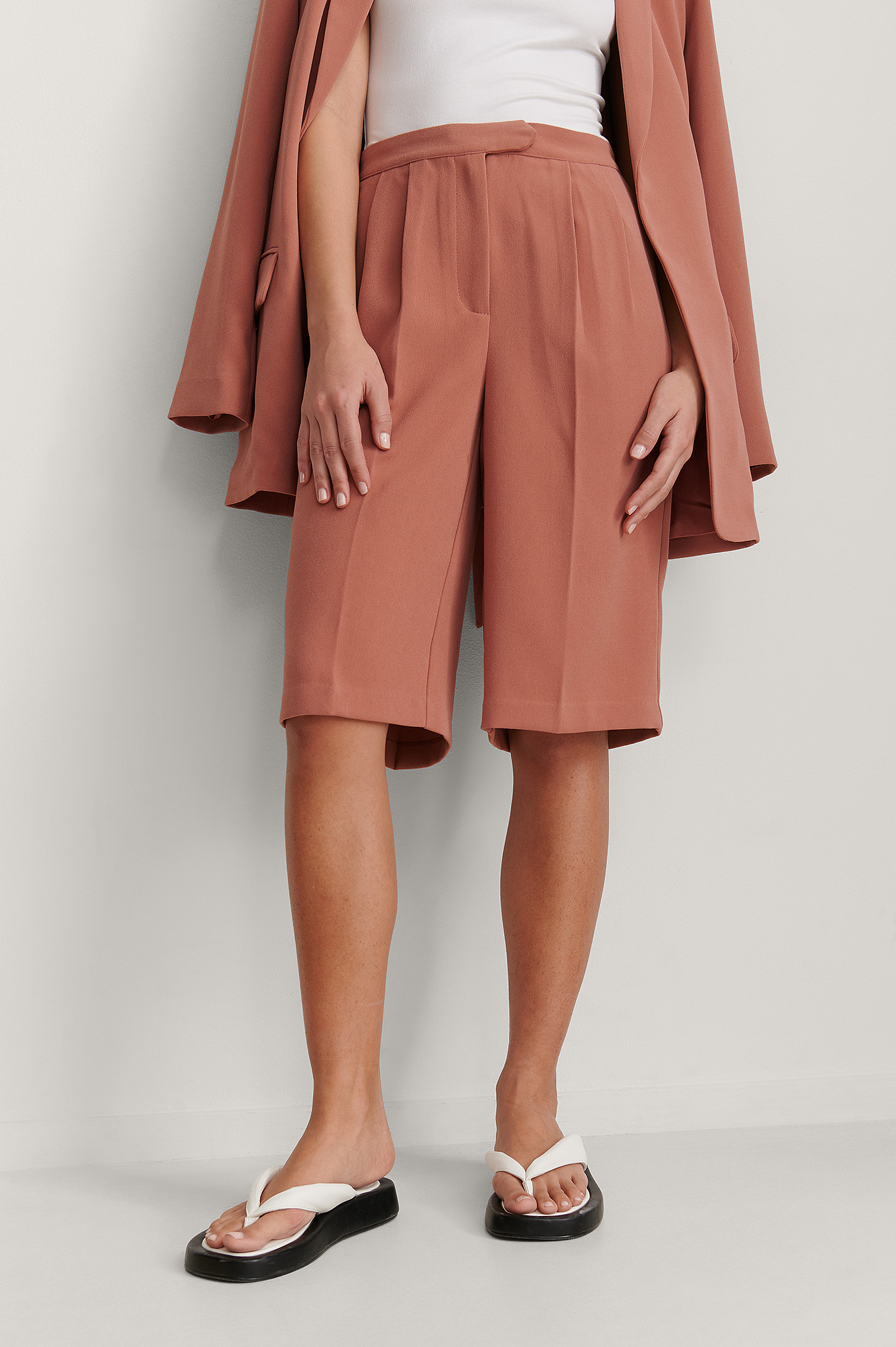 Pantaloncini Bermuda Sotto Al Ginocchio Rosa | na-kd.com