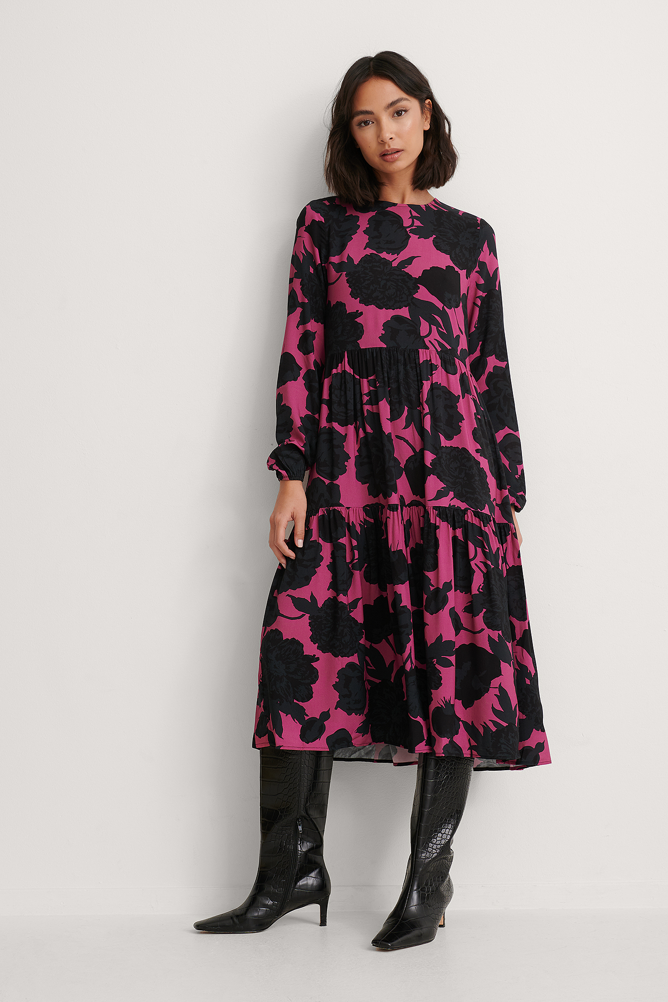 Kleid mit langen Ärmeln Mehrfarbig | na-kd.com