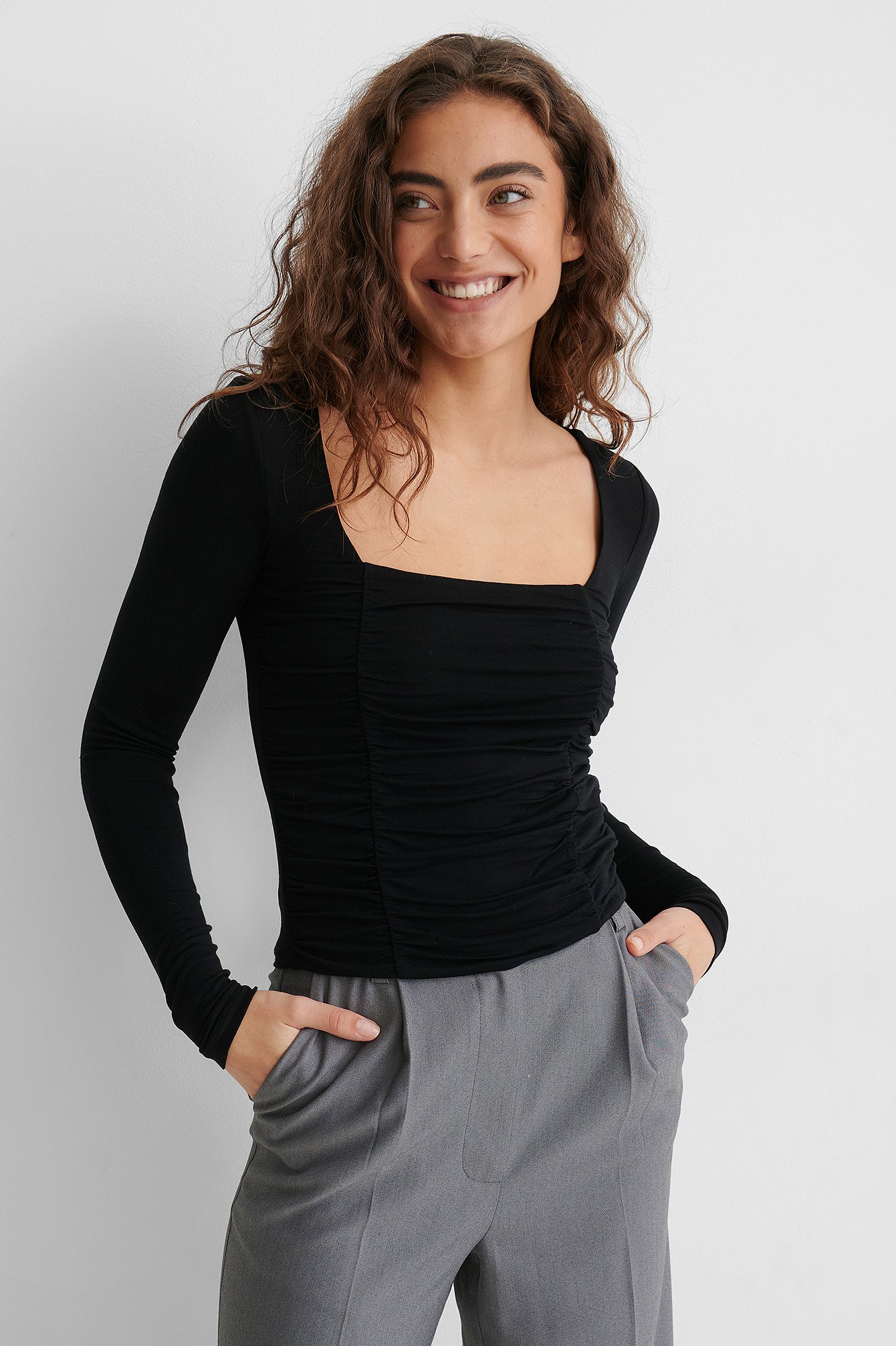 Black Long Sleeve Rouched Top