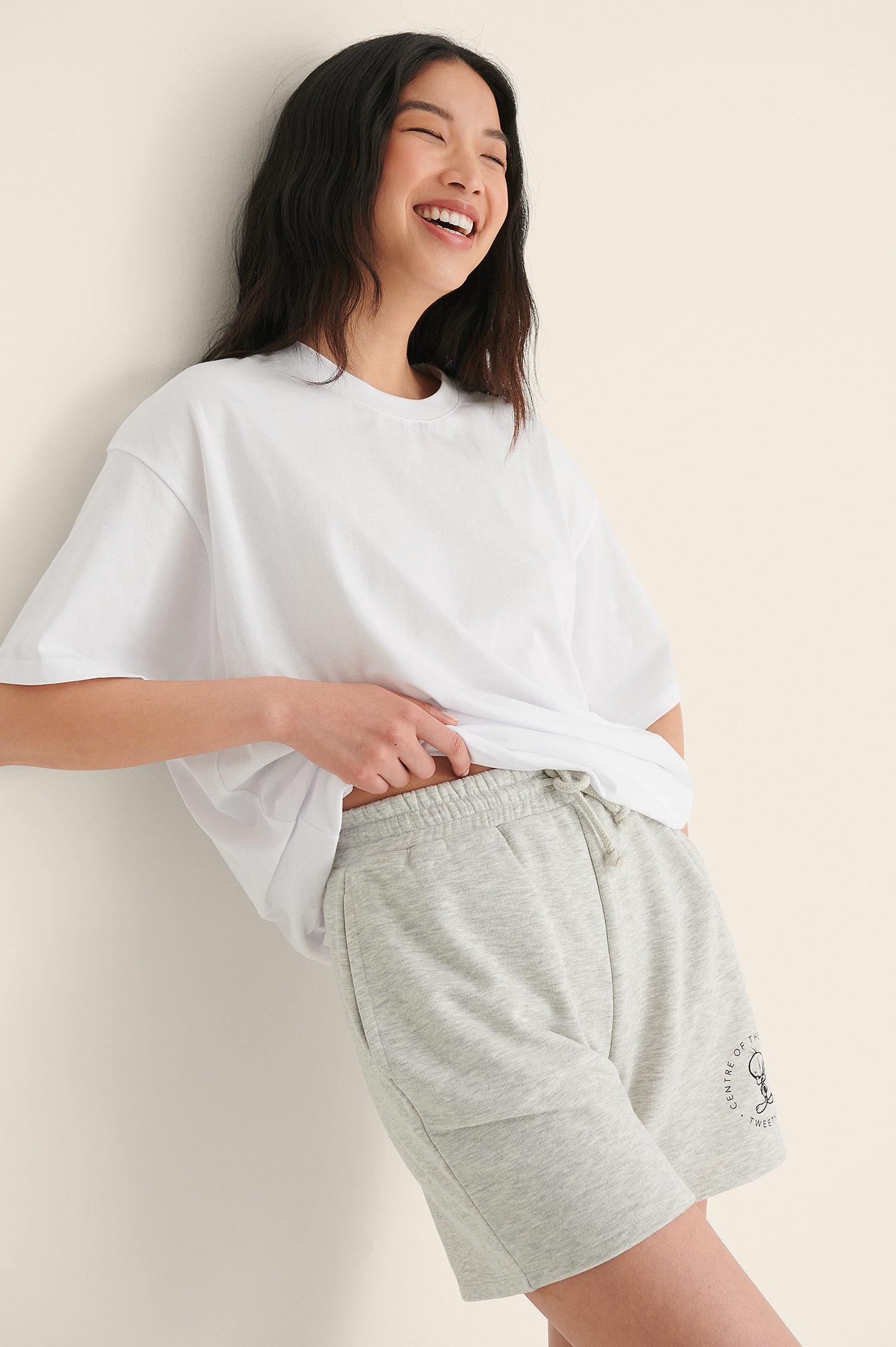tan jogger shorts