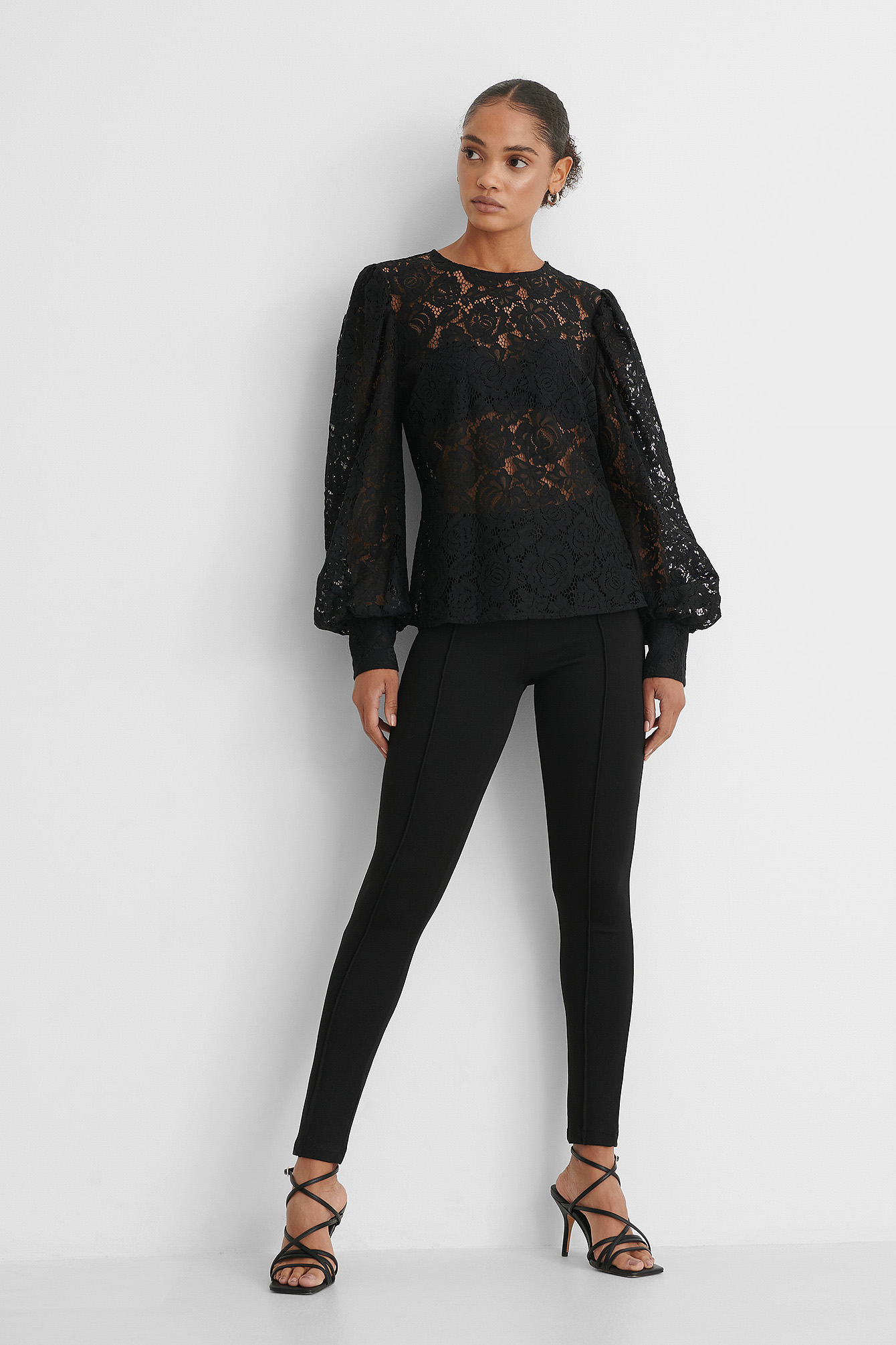 Loose Fit Lace Blouse Black | na-kd.com