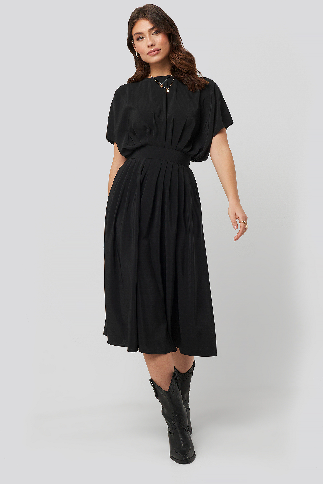 Marked Waist Dress Black