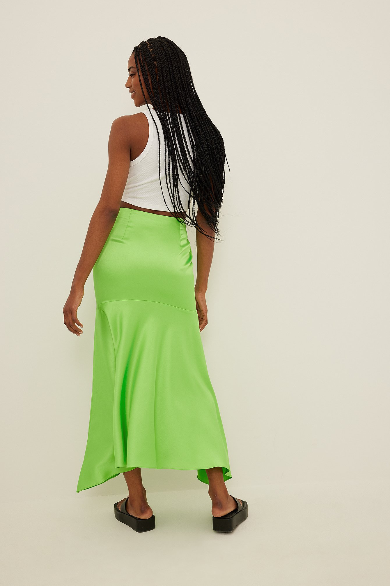 Maxi Satin Skirt Green | na-kd.com
