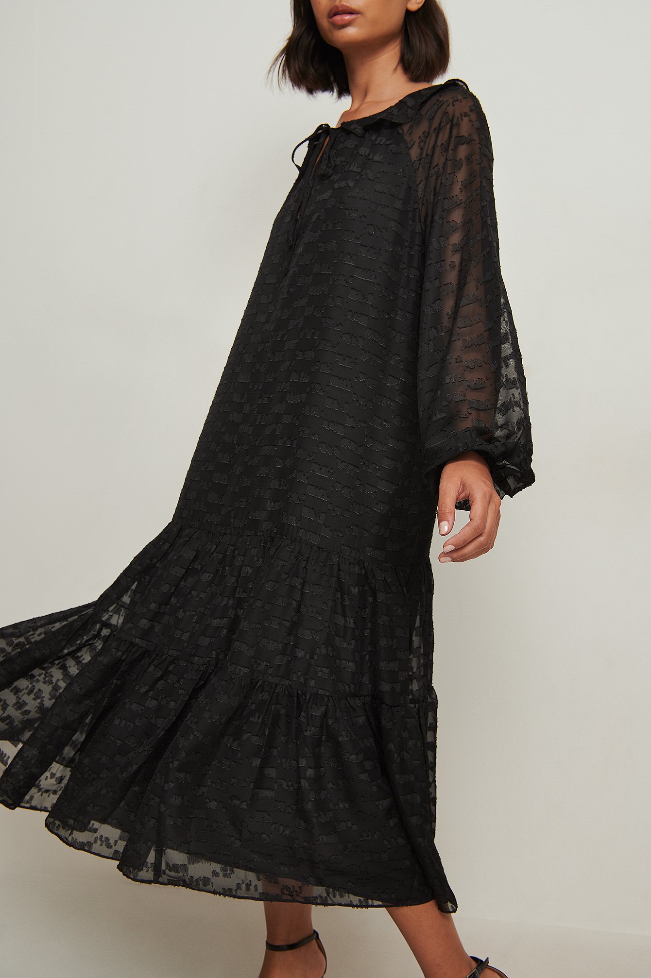 Black Prześwitująca sukienka maxi z falbankami