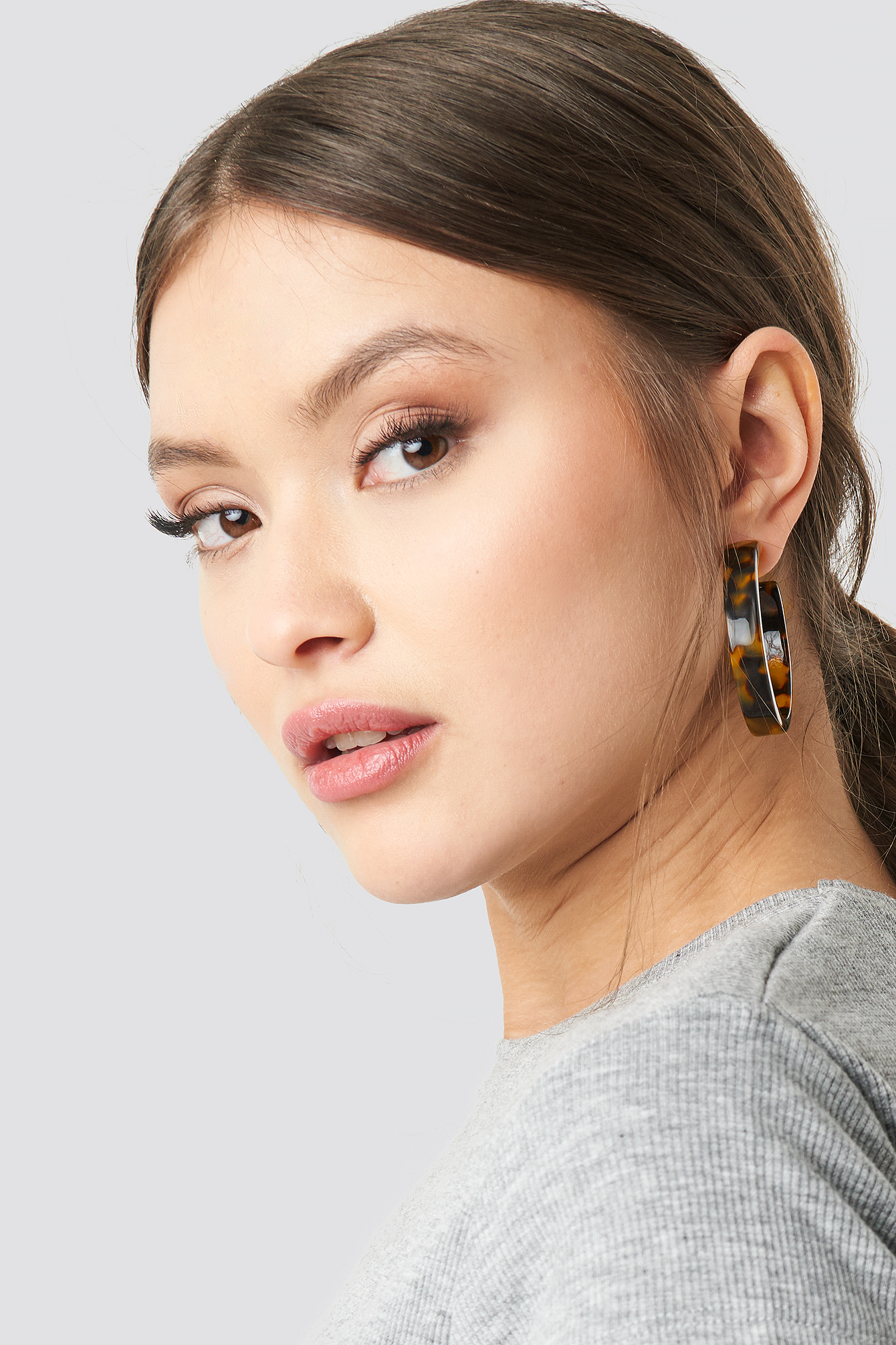 Medium Resin Hoop Earrings Tortoise