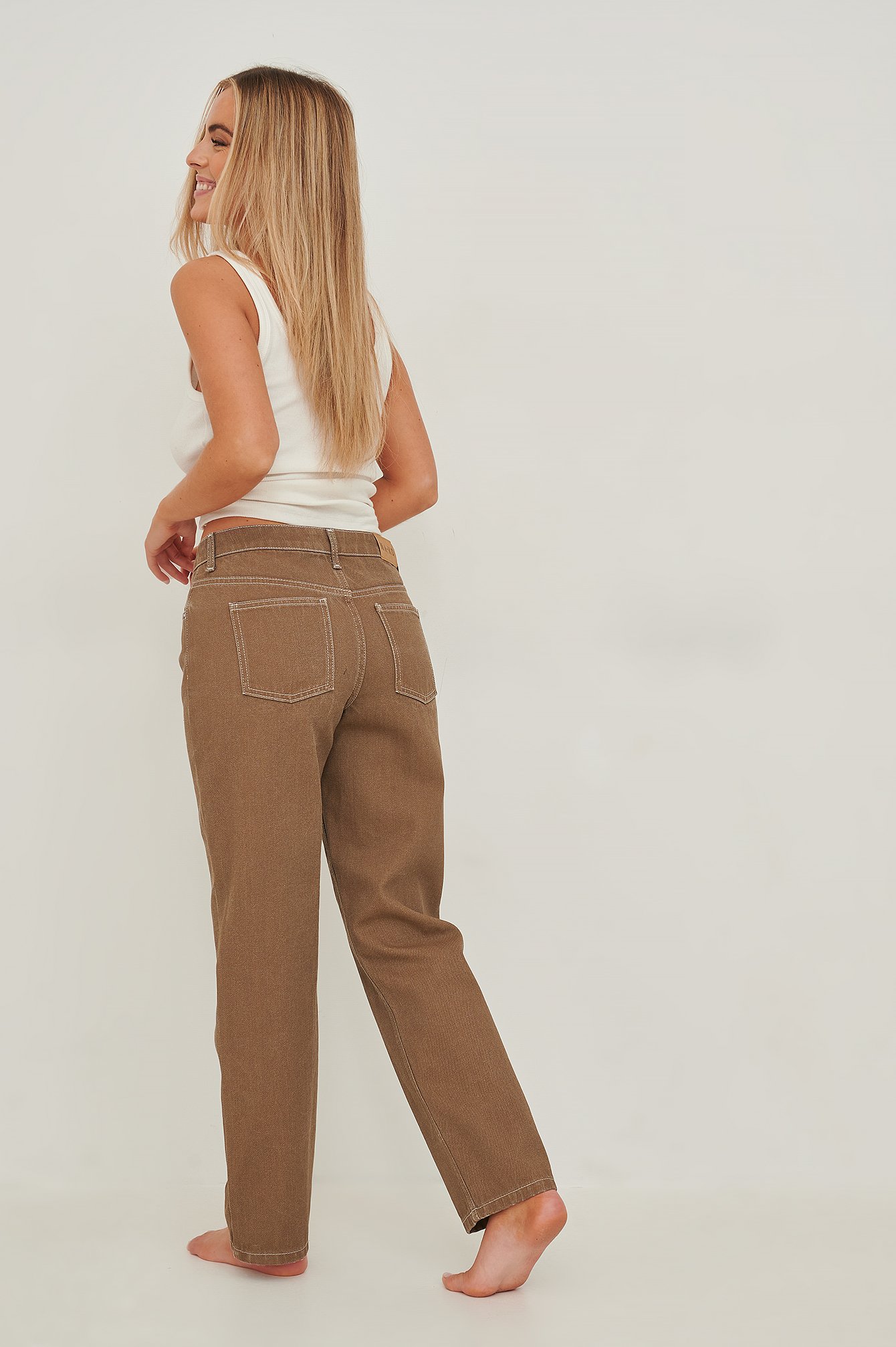 Brown Organisch rechte jeans met halfhoge taille
