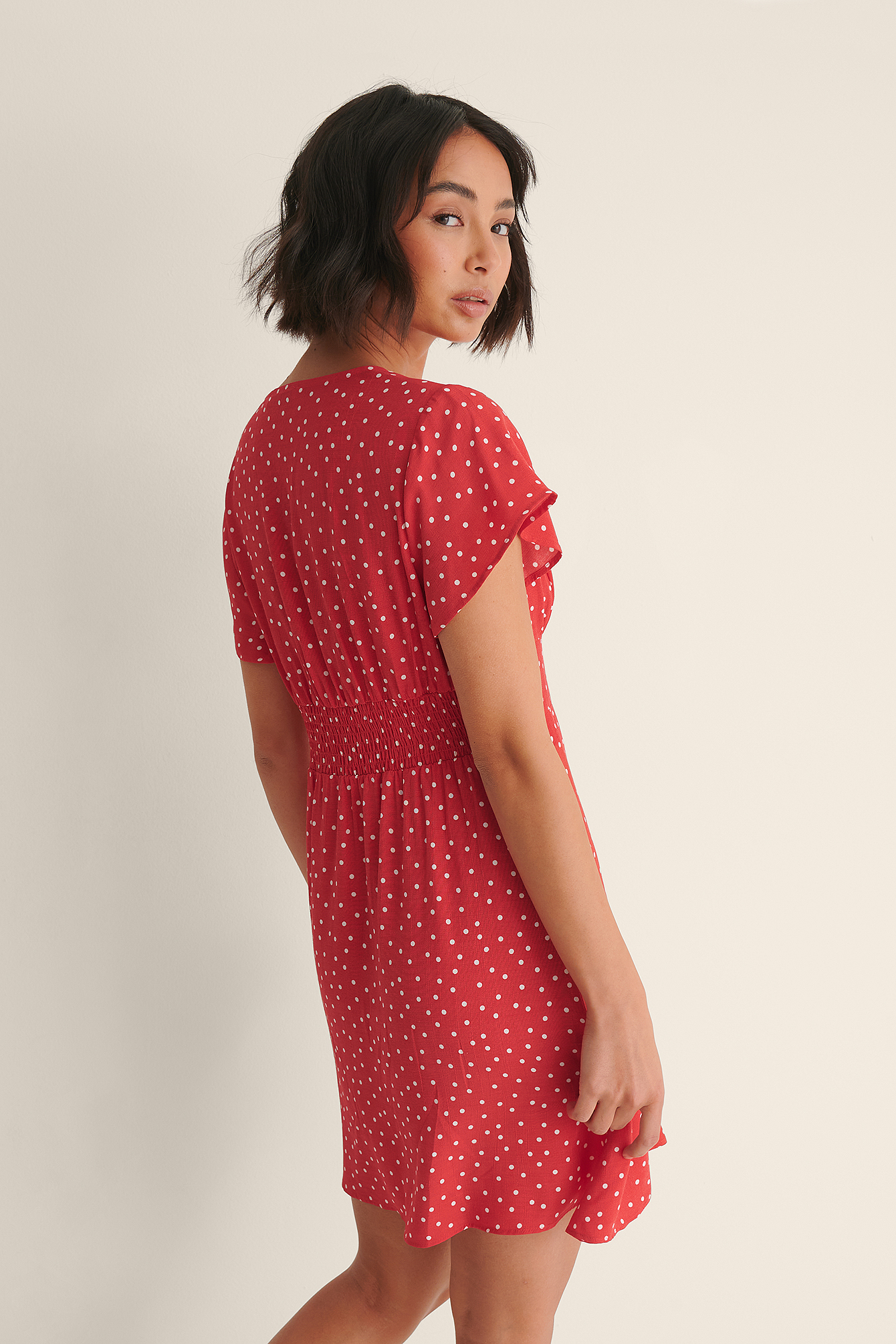 Minikleid mit Knöpfen Rot | na-kd.com