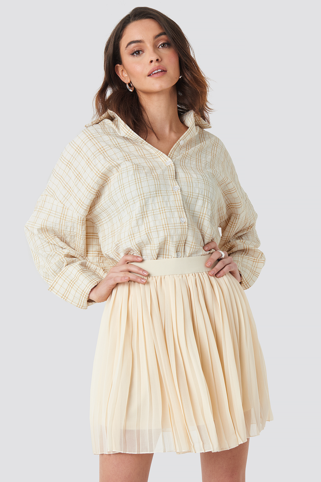 Mini Pleated Skirt Beige