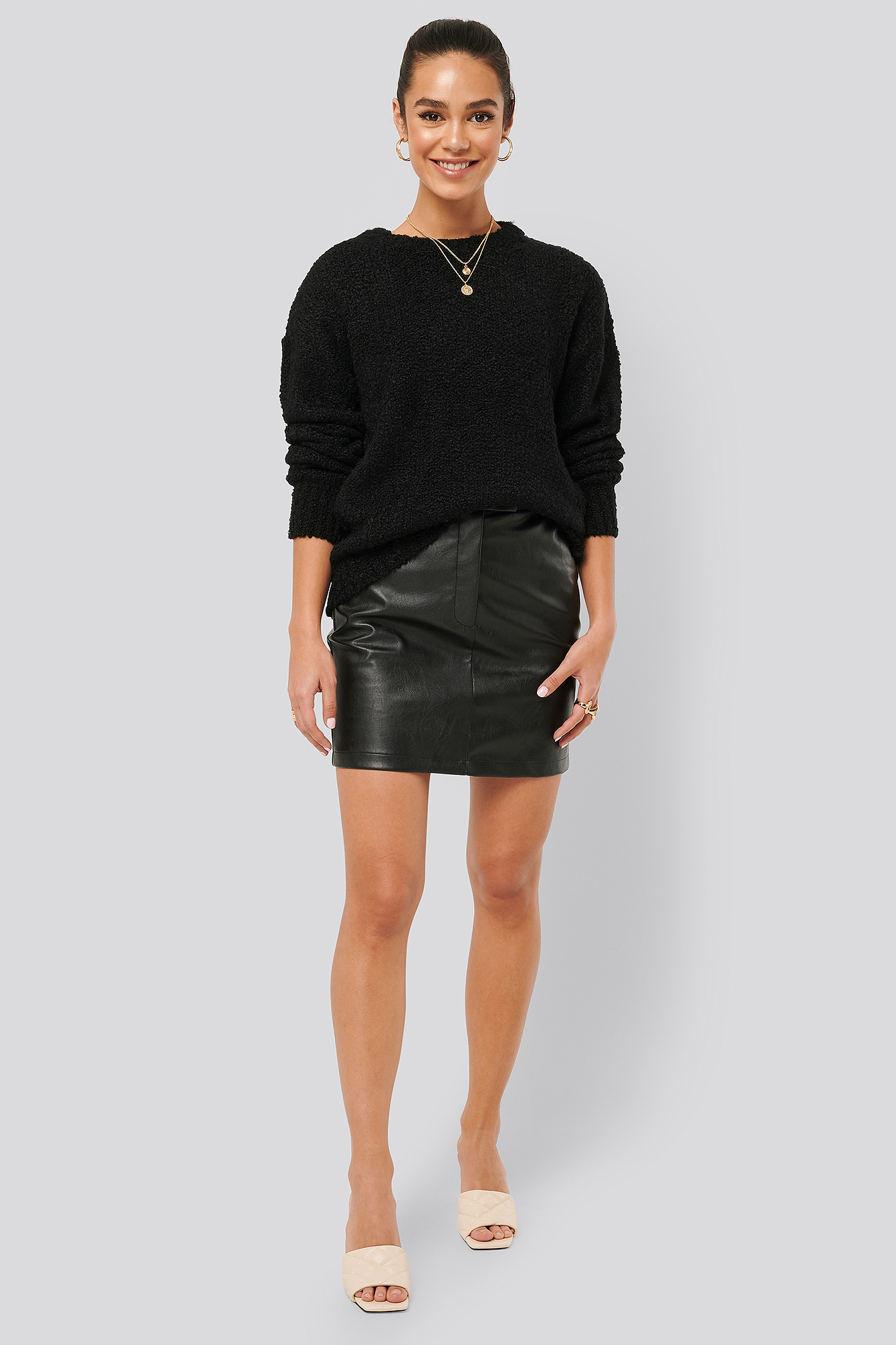 MISSLISIBELL X NA-KD WAIST DETAIL PU SKIRT - BLACK