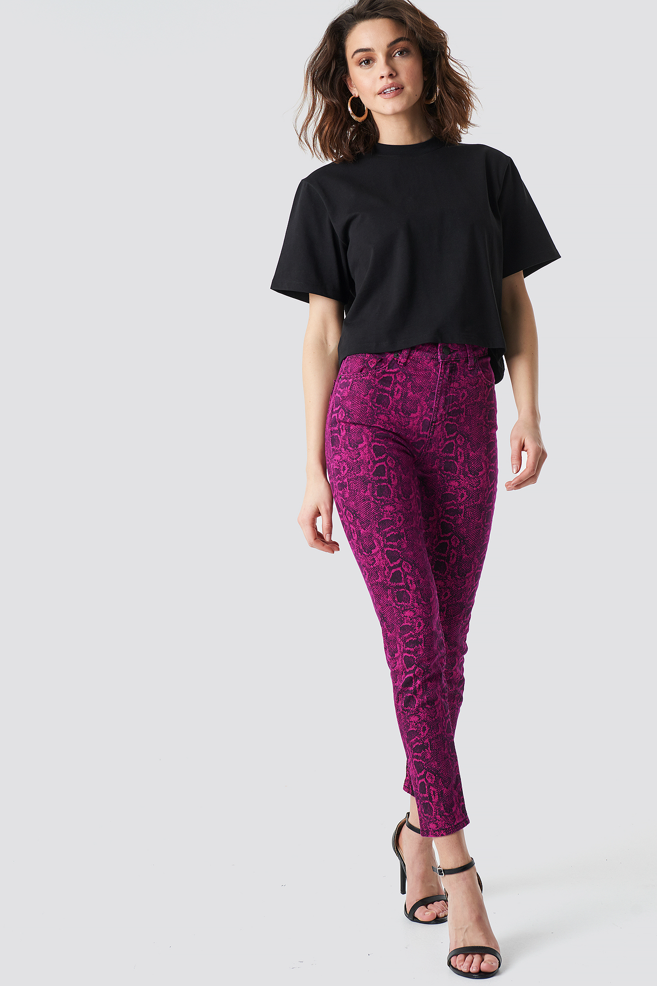 NA-KD NEON SNAKE SKINNY ANKLE JEANS - PINK