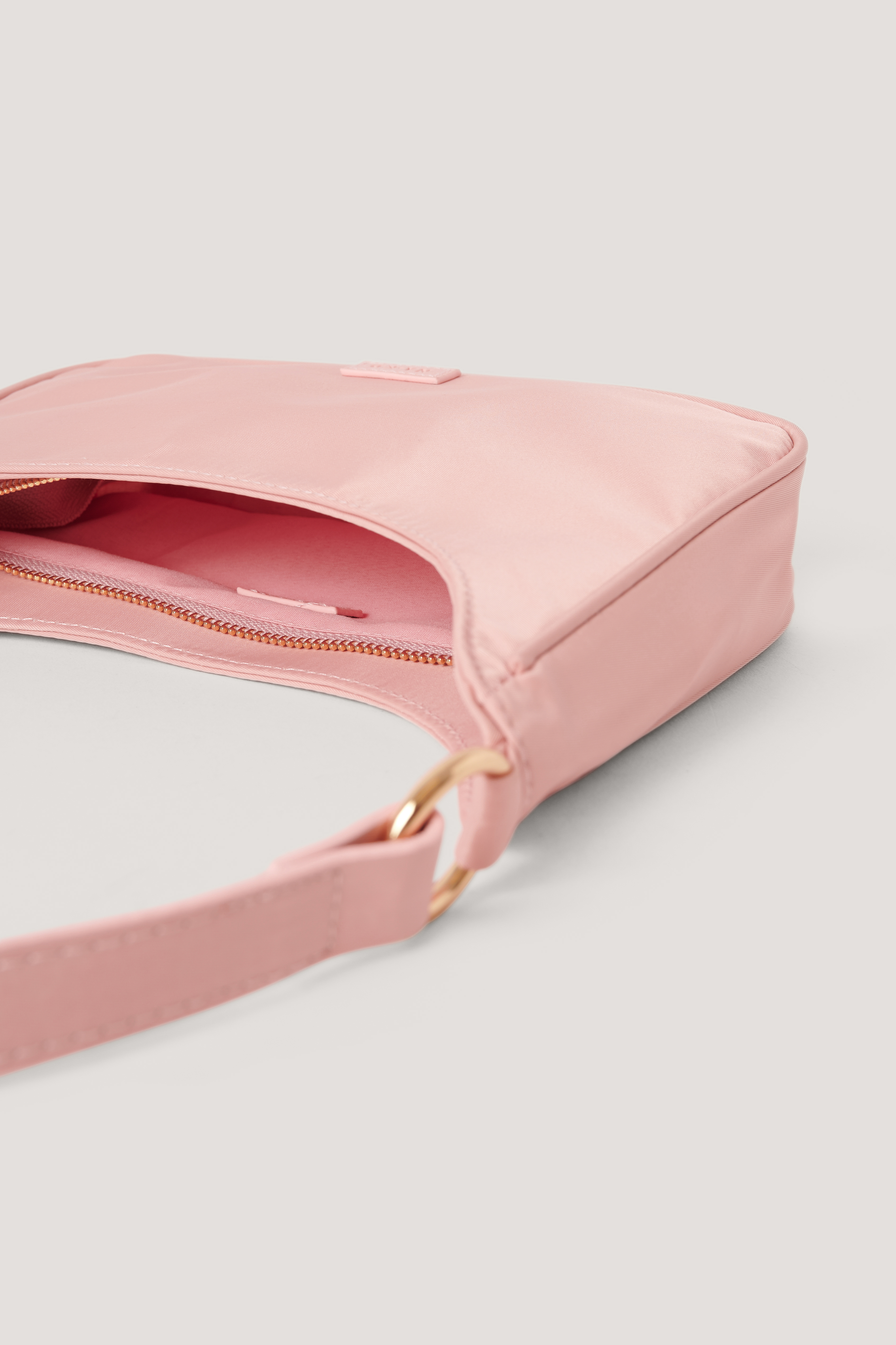 Nylon Shoulder Bag Pink