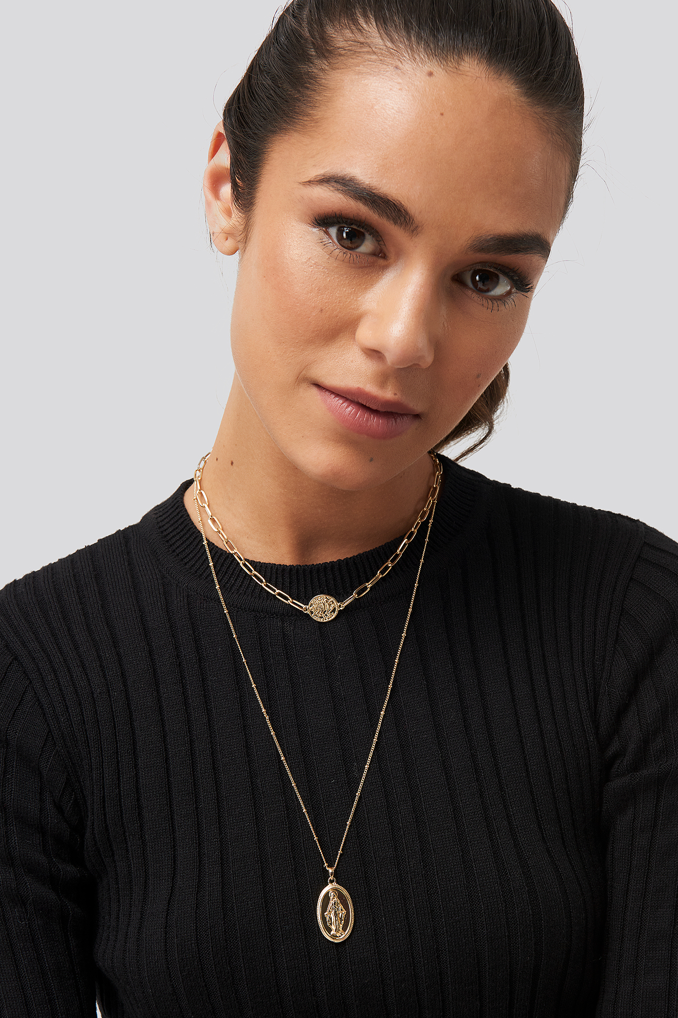 One Coin Layered Necklace Gold