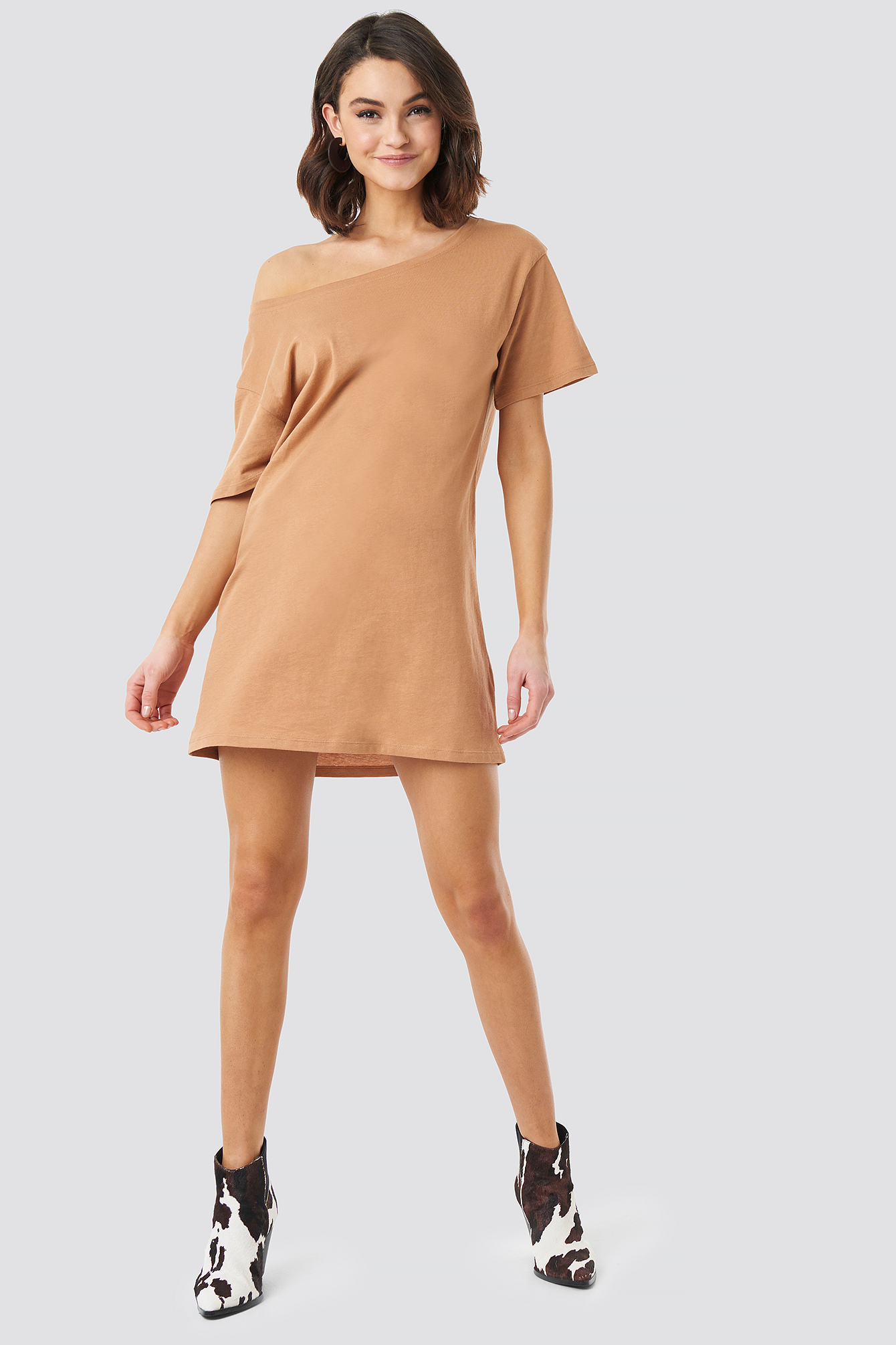 One Shoulder T-shirt Dress Tan