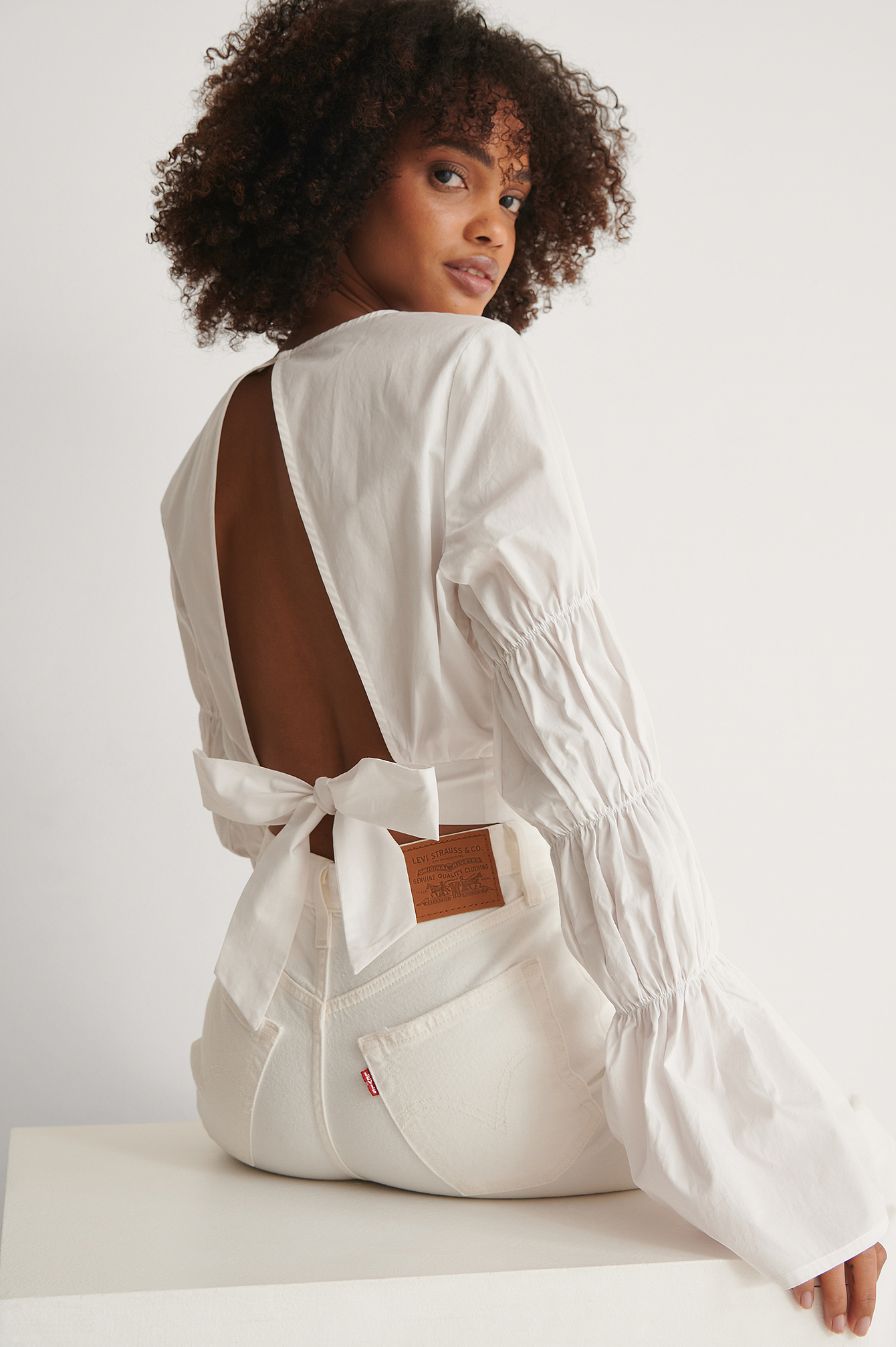 Recycled Open Back LS Blouse White | na 