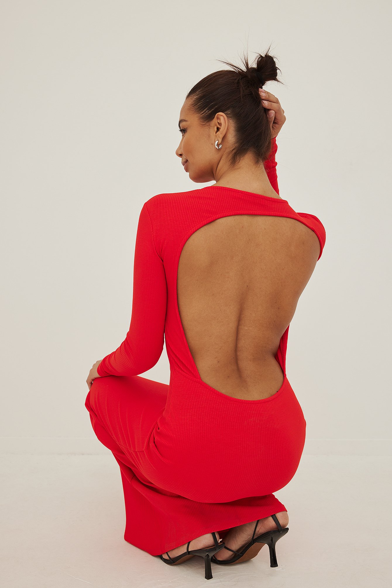 NA-KD Trend Open Back Long Sleeved Maxi Dress - Red