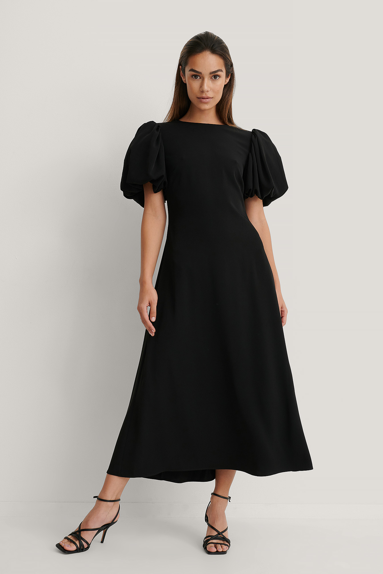 Open Back Puff Sleeve Dress Black | na 