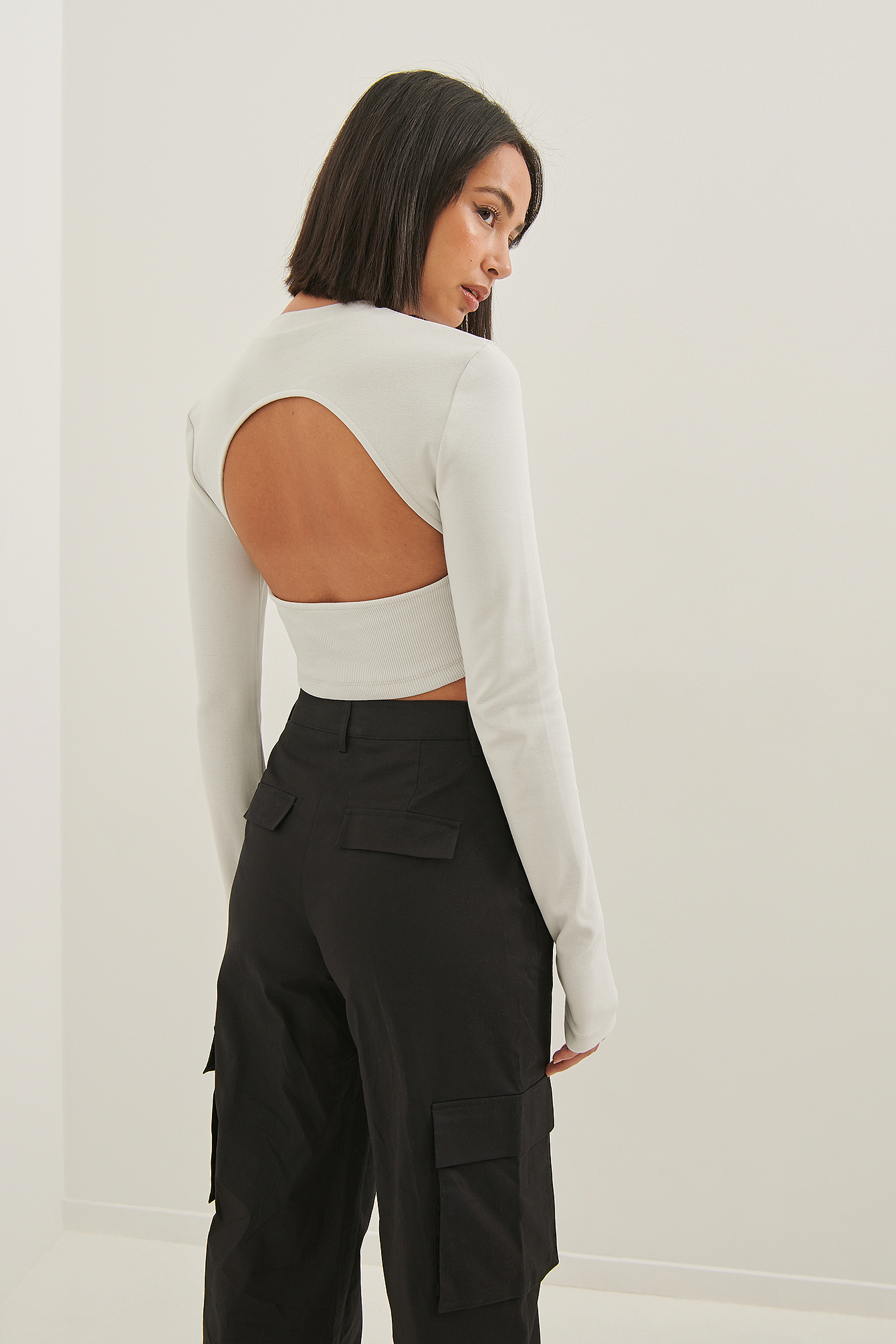 Ocean Lewis x NA-KD Open Back Ribbed Top - Grey