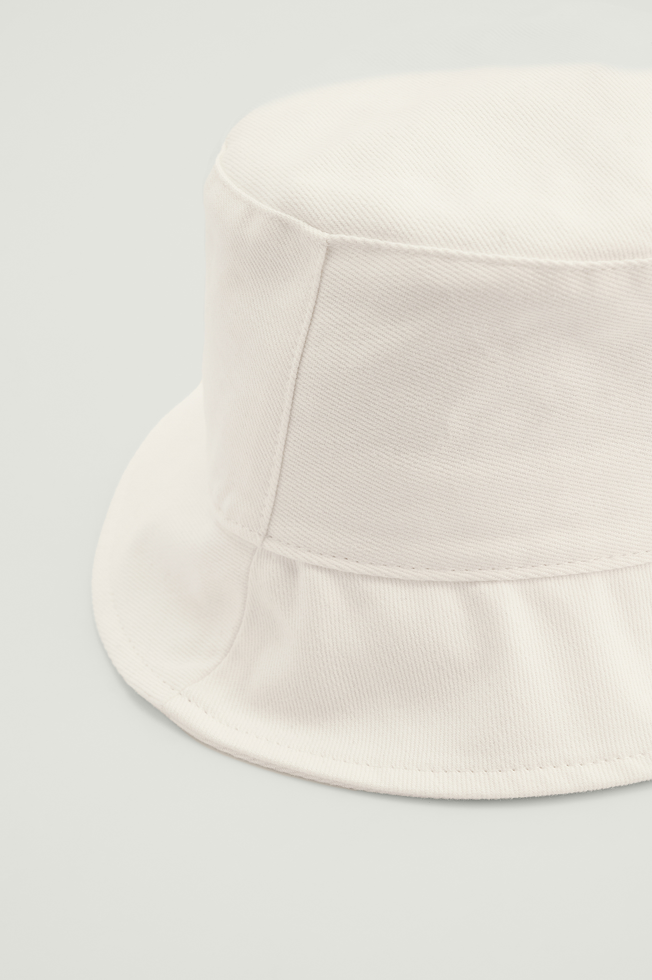 Offwhite Basic Bucket Hat