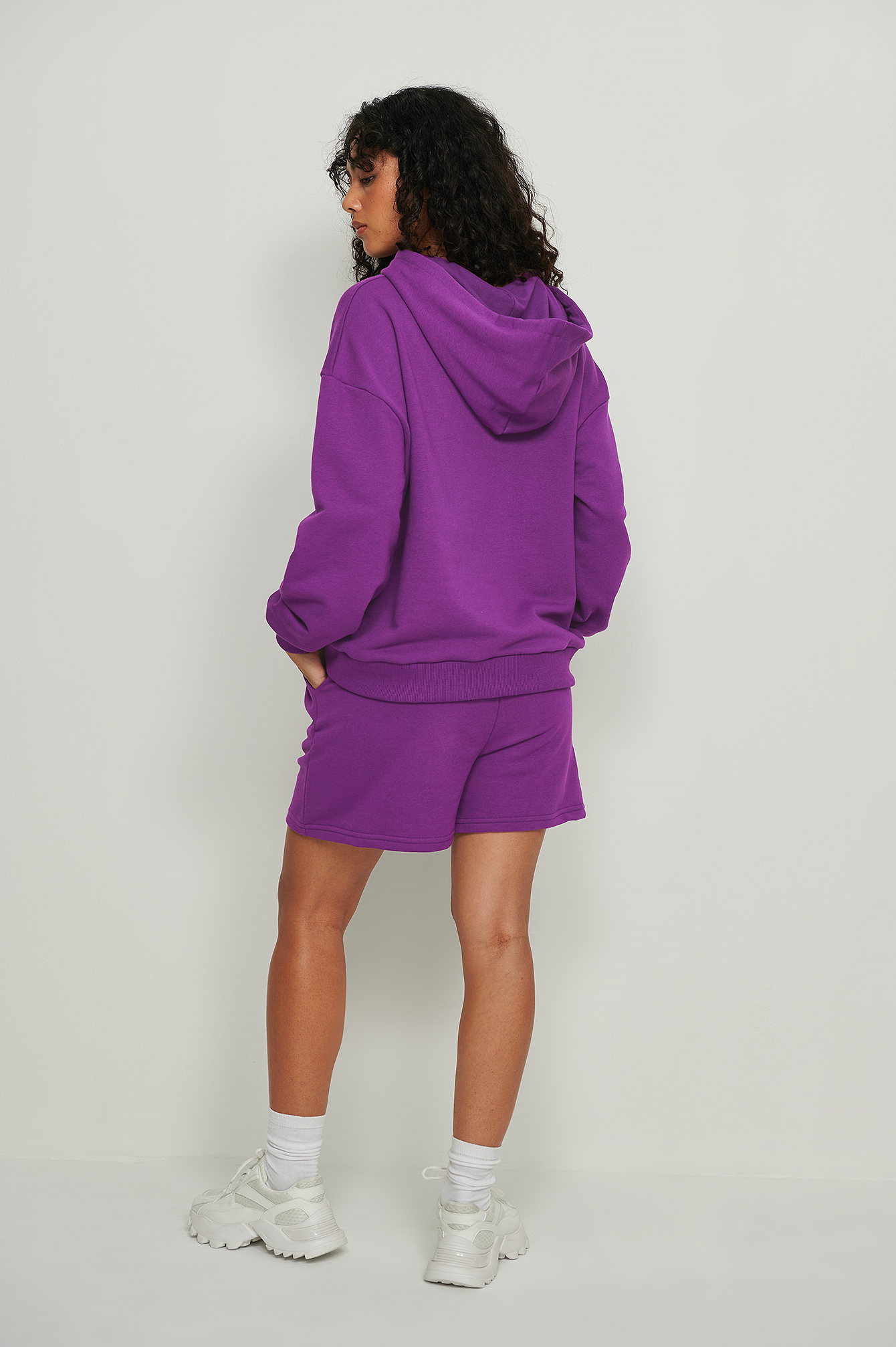Purple Short Met Elastische Taille Van Biologisch Katoen