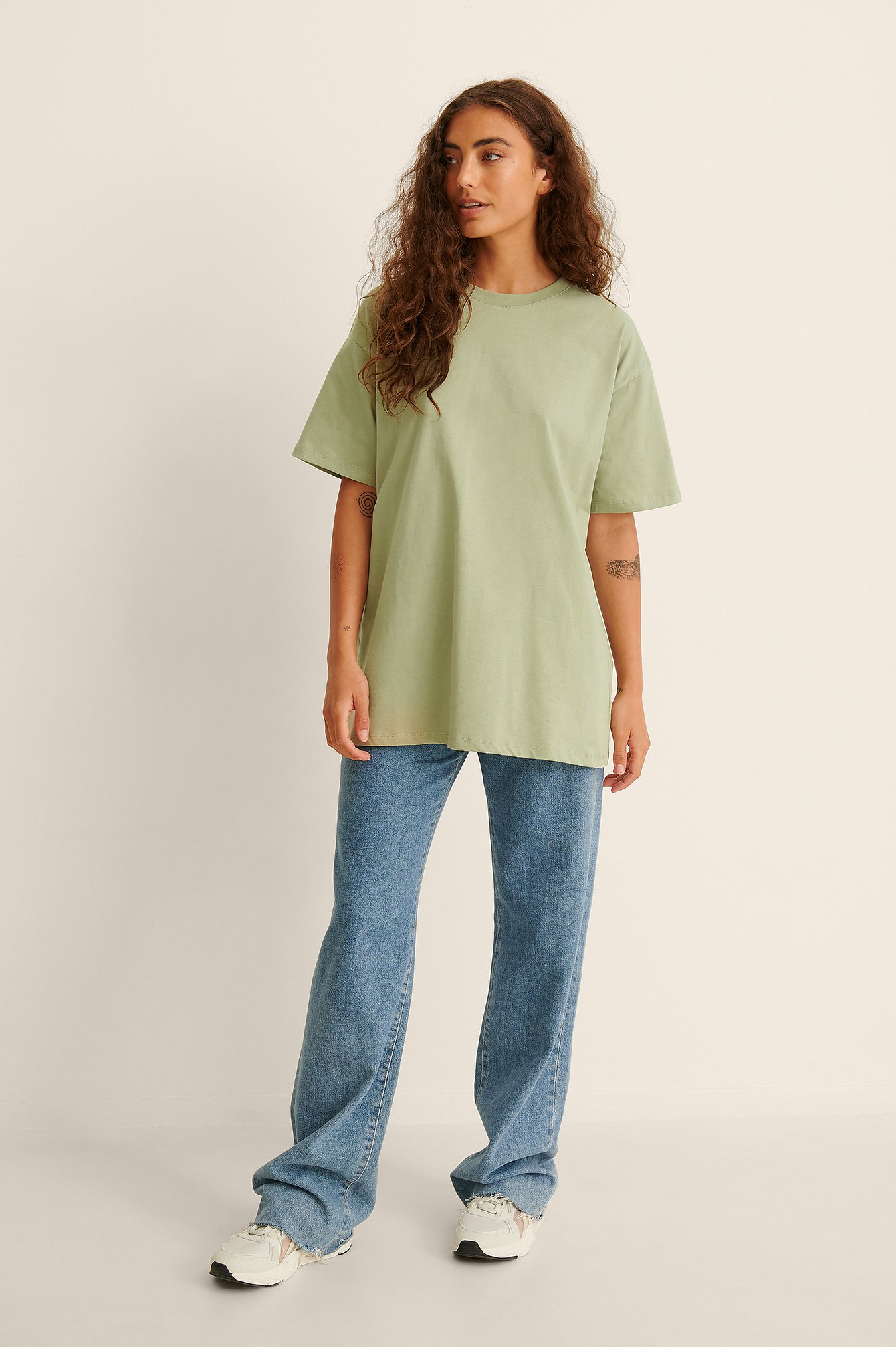 Khaki Luźny T-shirt z okrągłym dekoltem, z tkaniny organicznej
