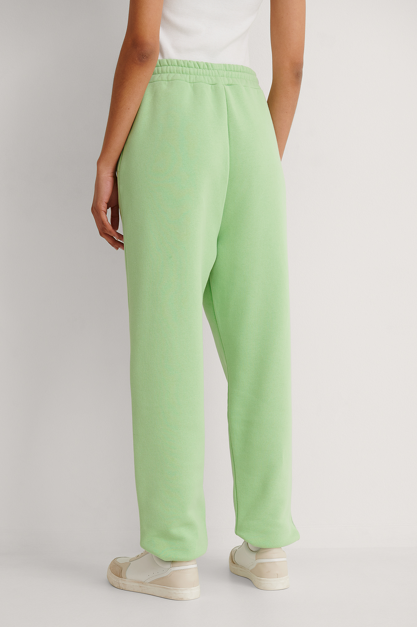Tapered Sweatpants Green | na-kd.com