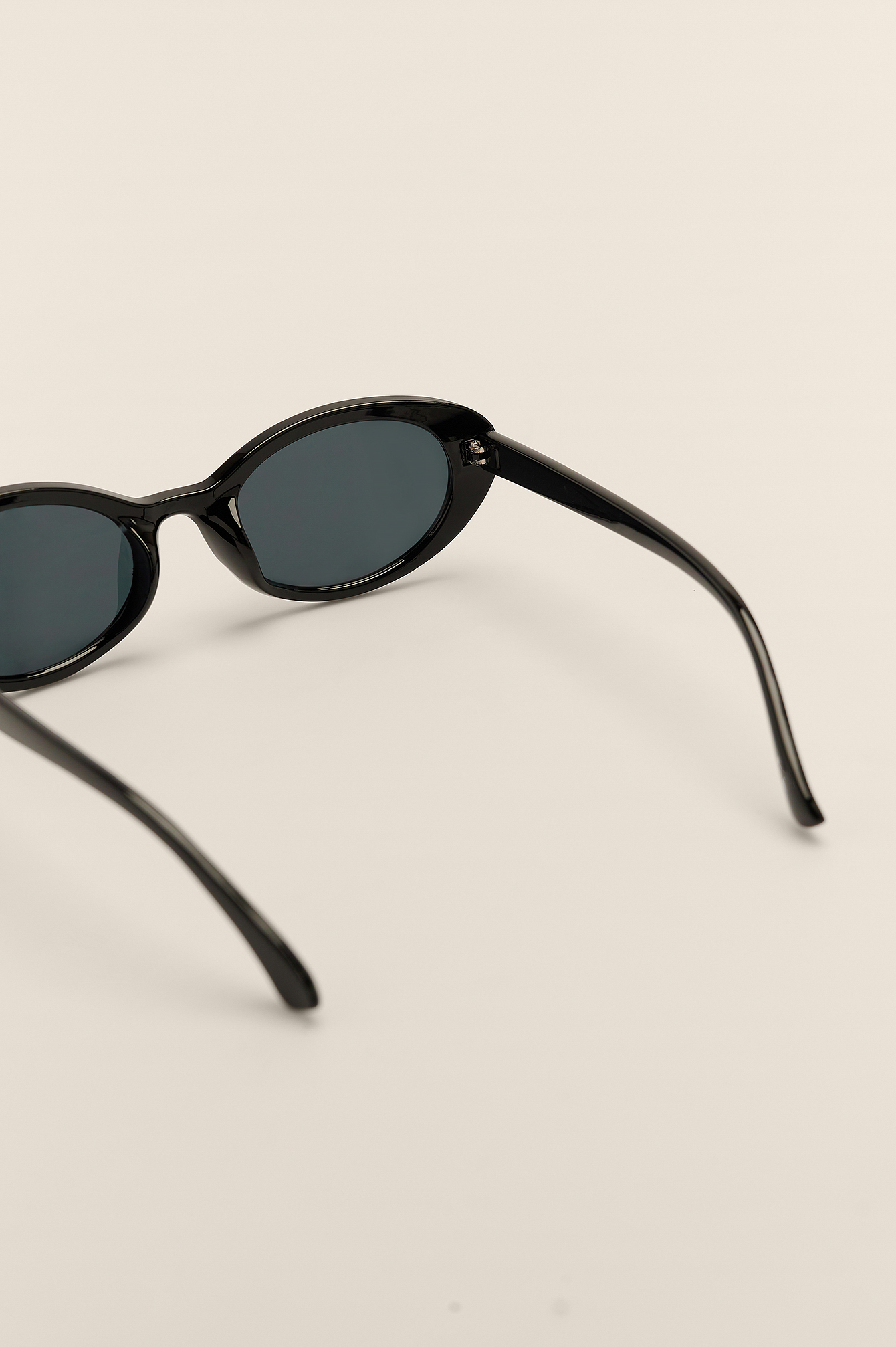 Oval Cateye Sunglasses Black
