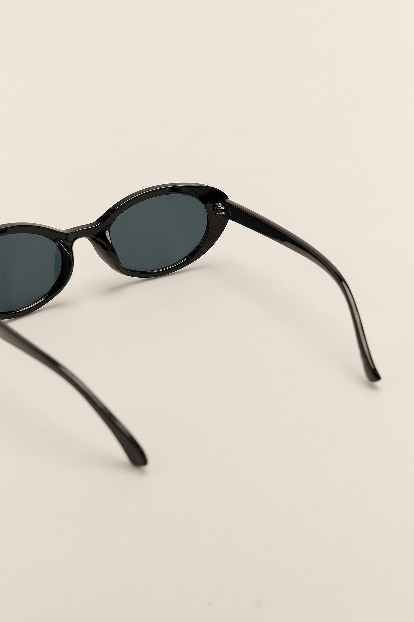 Black Oval Cateye Sunglasses