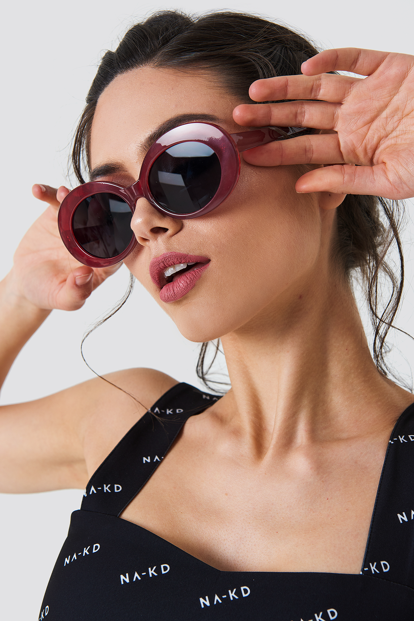 Oval Sunglasses Dark Red