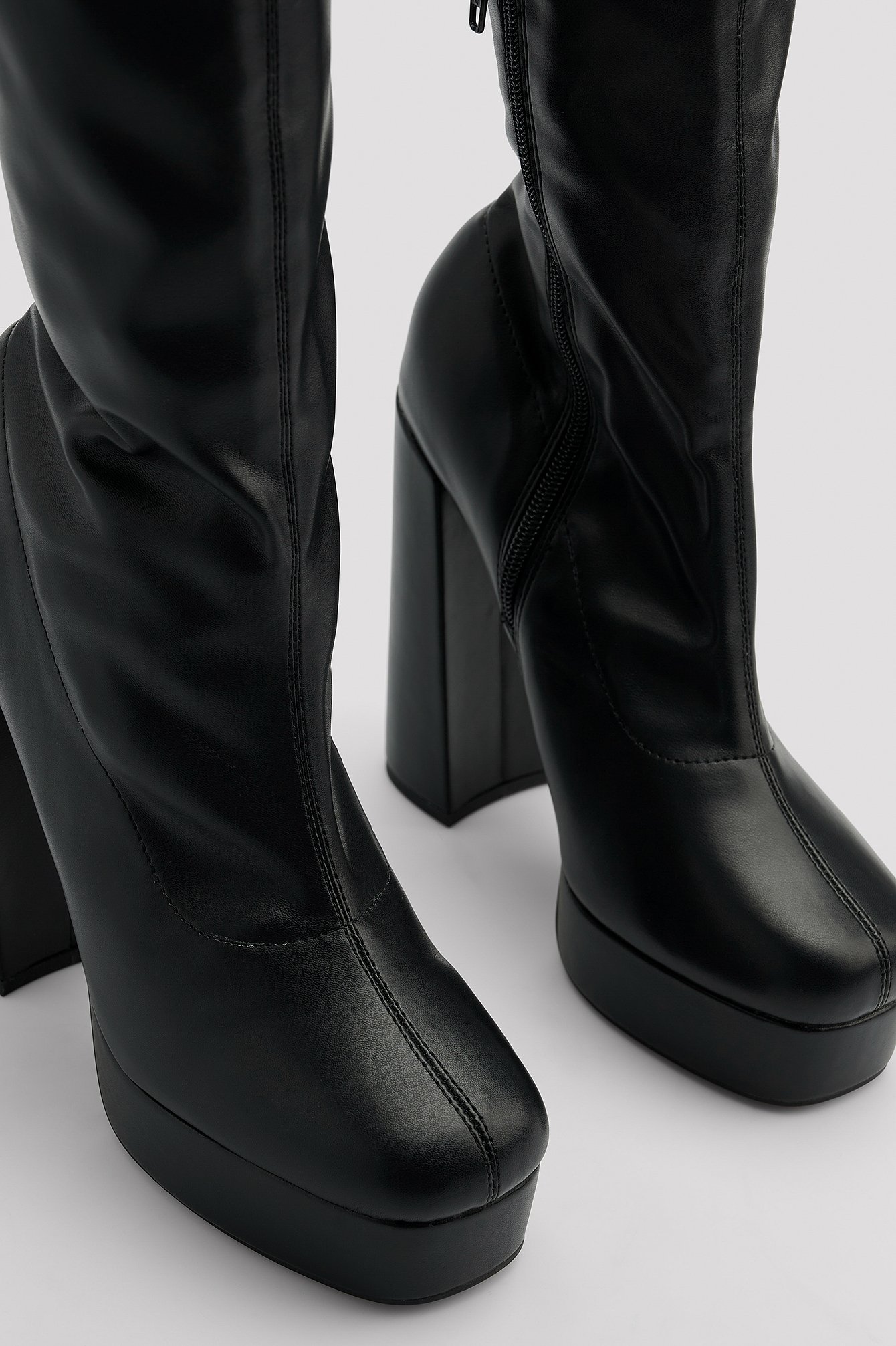 NA-KD Overknee støvler - Black