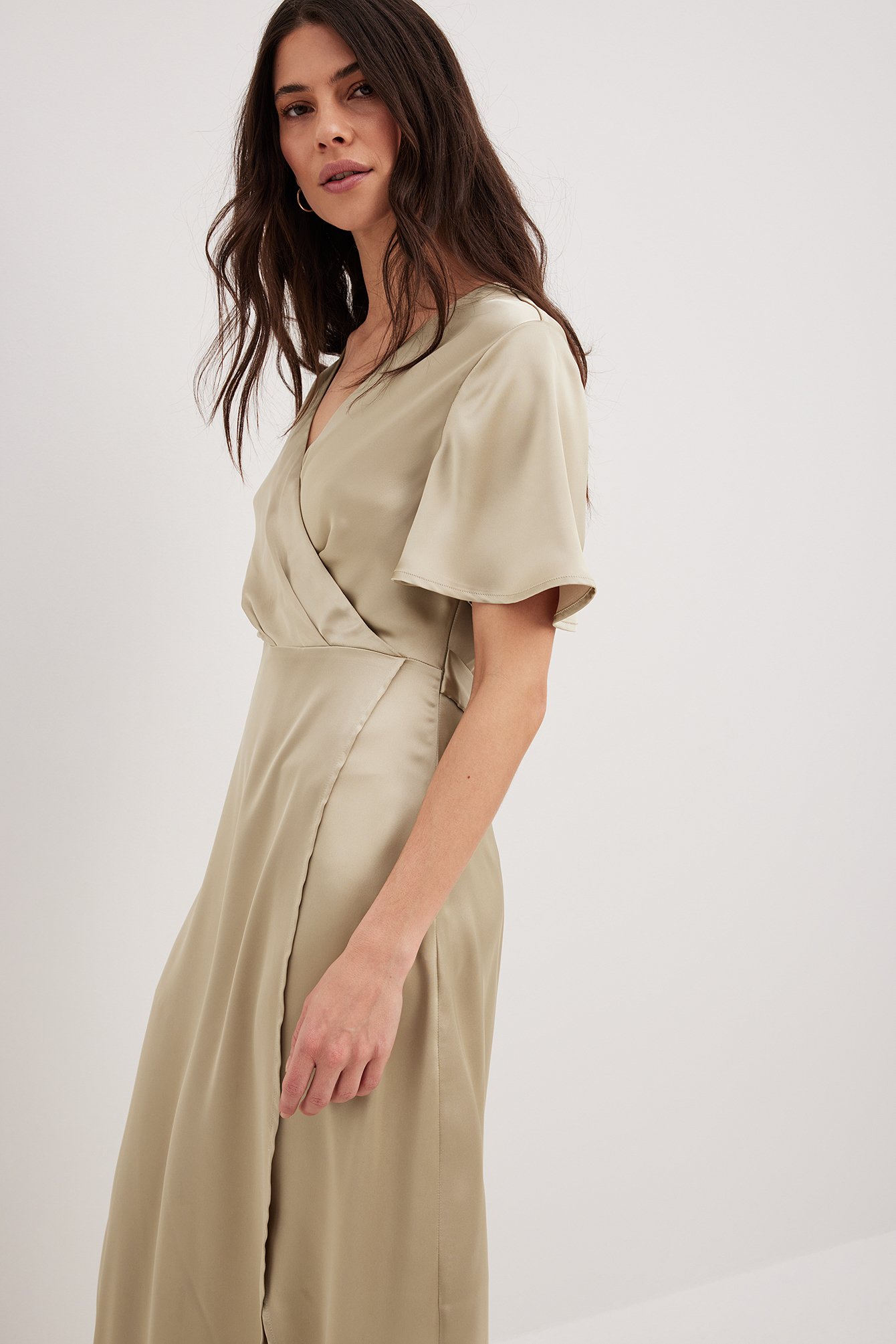 Overlap Front Maxi Dress Beige | NA-KD