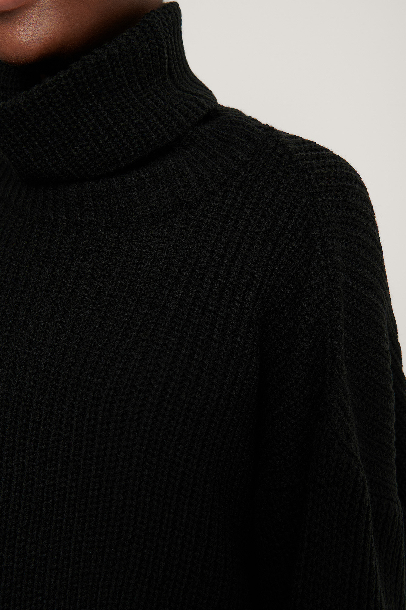 Oversized High Neck Knitted Sweater Black | na-kd.com