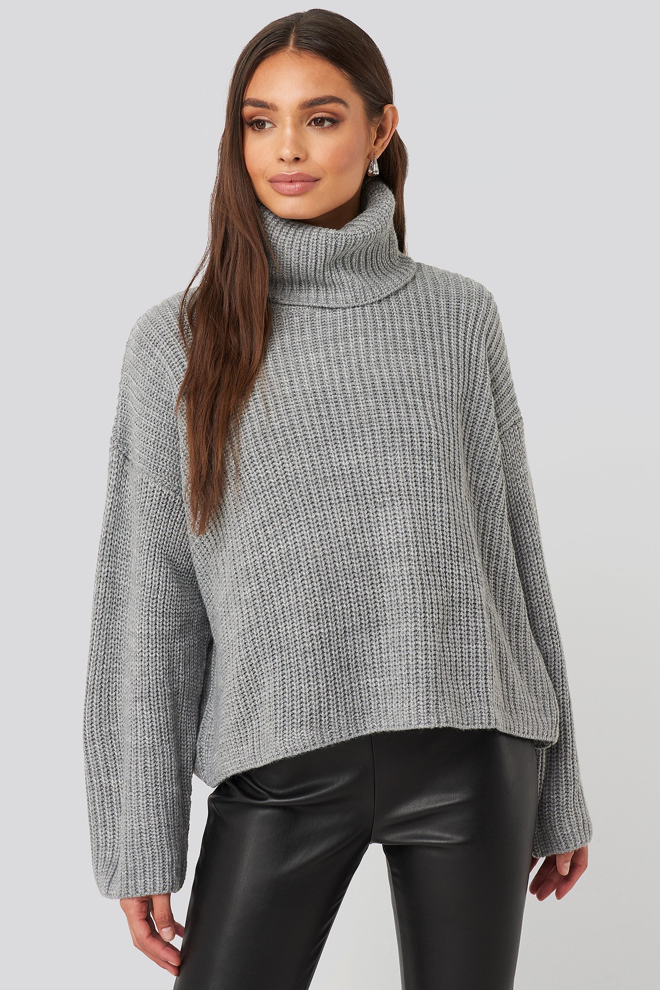 Oversized High Neck Knitted Sweater Grey | na-kd.com