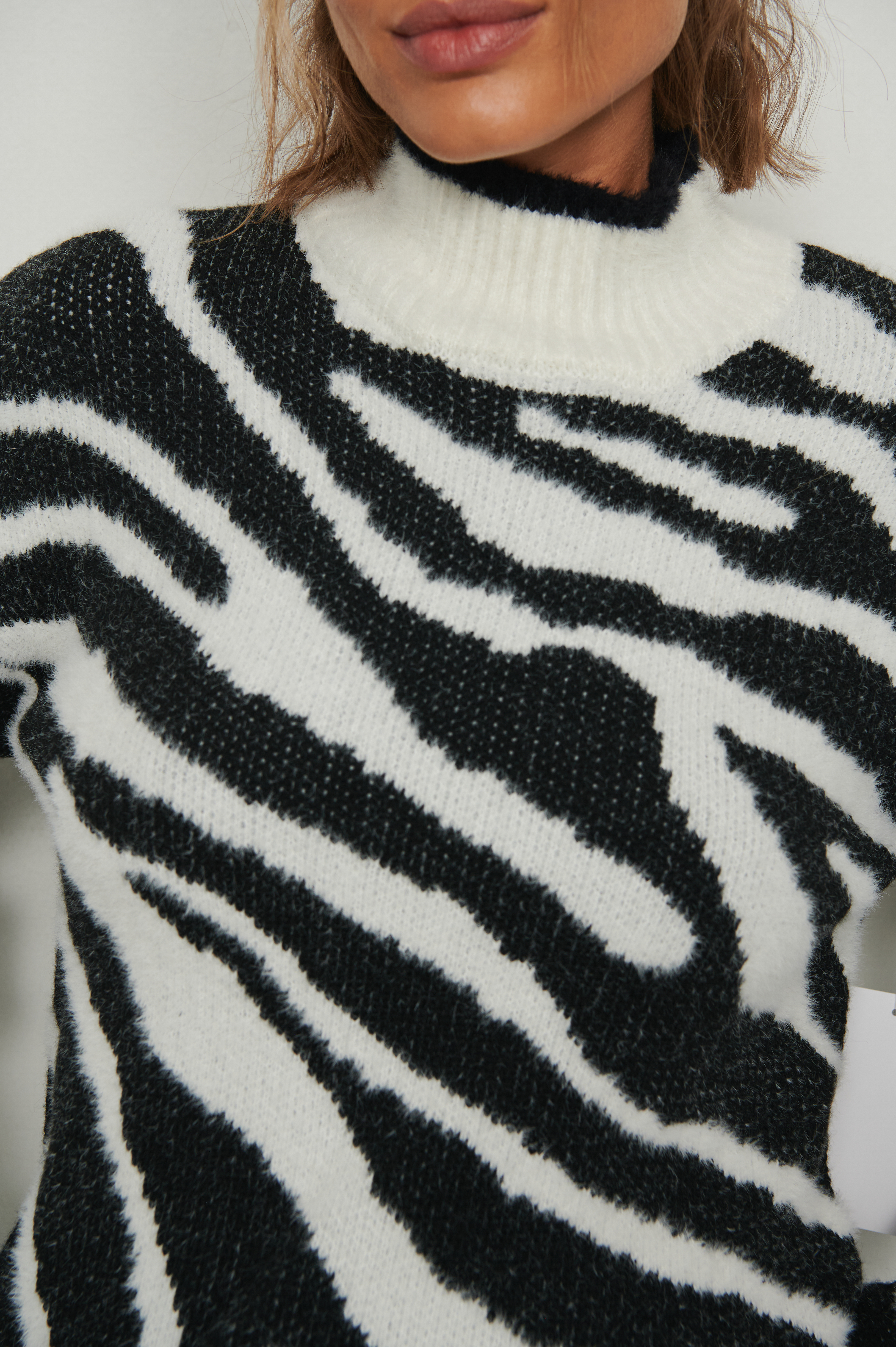 Oversized Knitted Pattern Sweater 