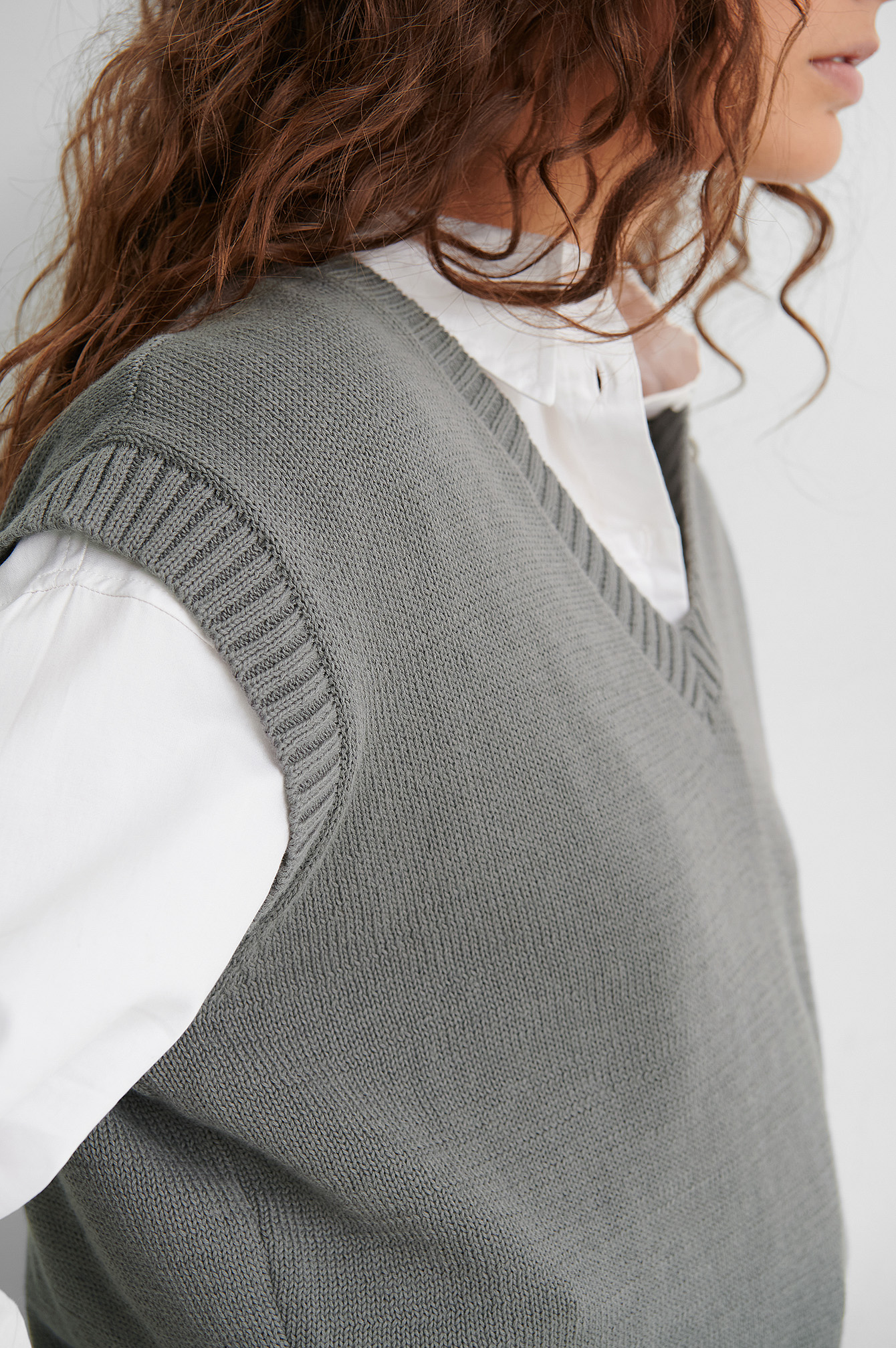 Oversized Knitted Vest Grey