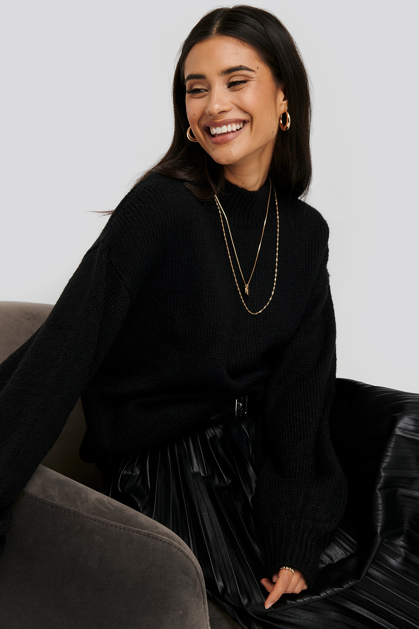 Oversized Long knitted Sweater Black