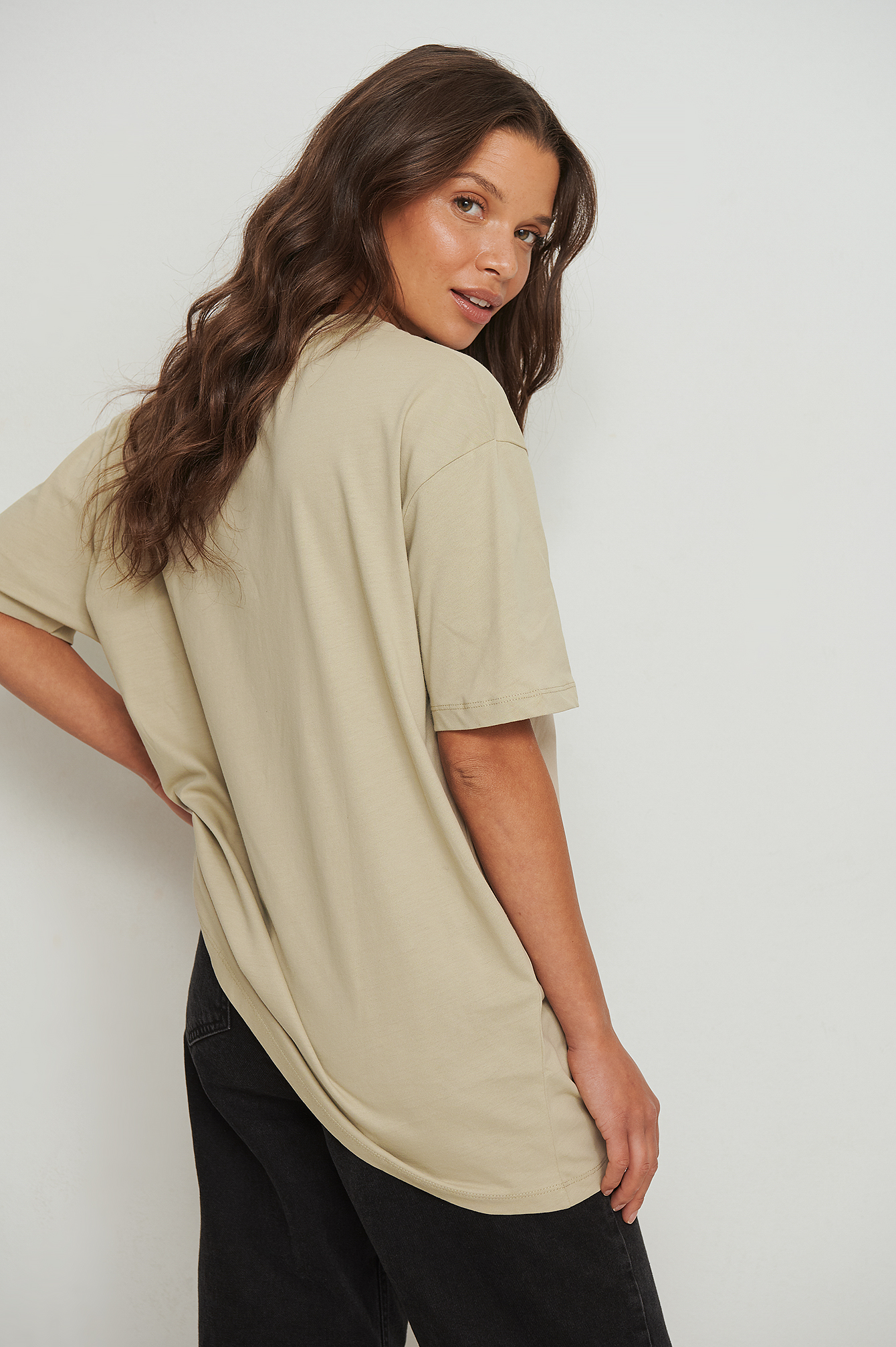 Oversized T-shirt Beige | na-kd.com