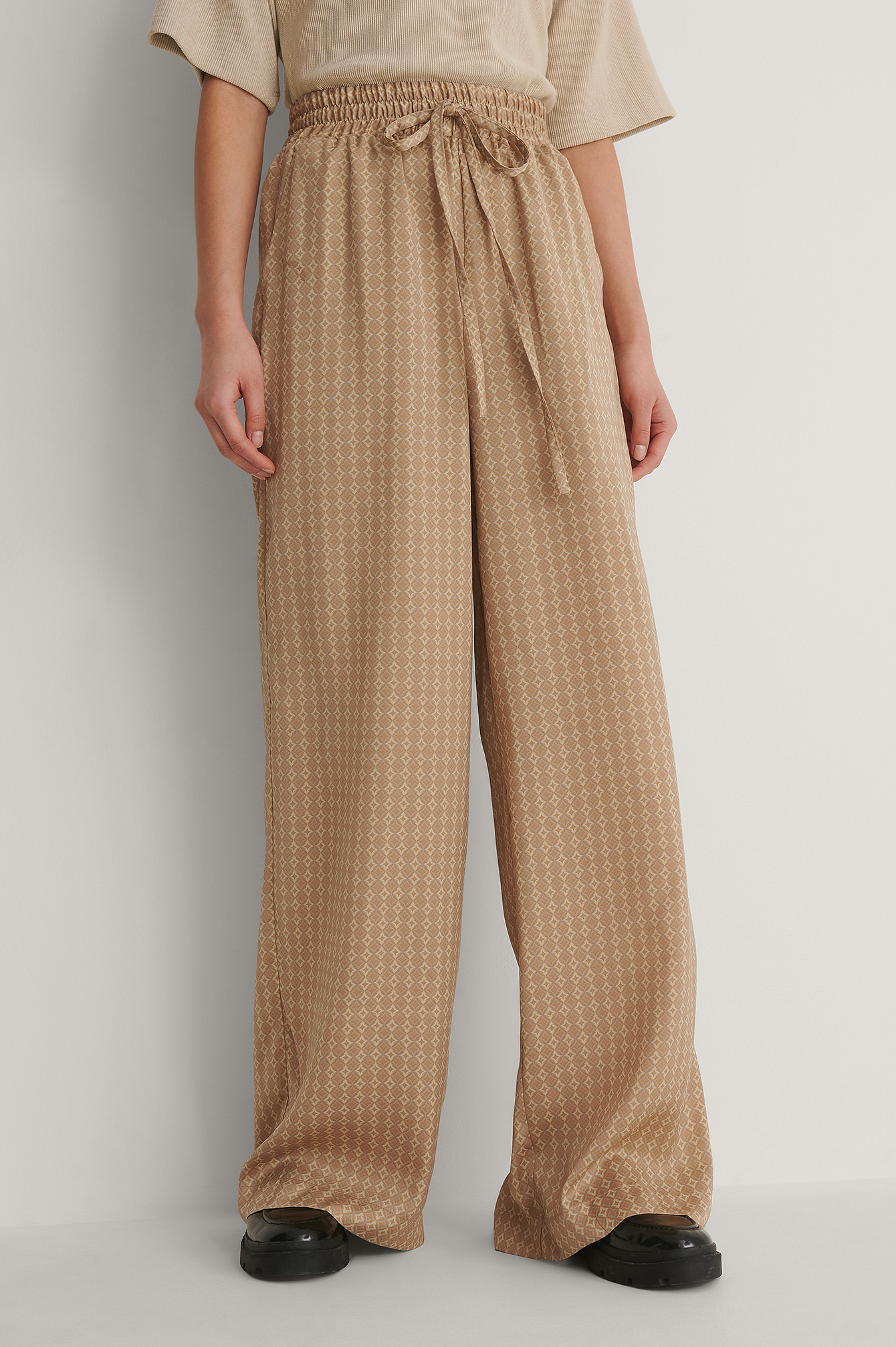 Pantaloni palazzo Quadri | na-kd.com